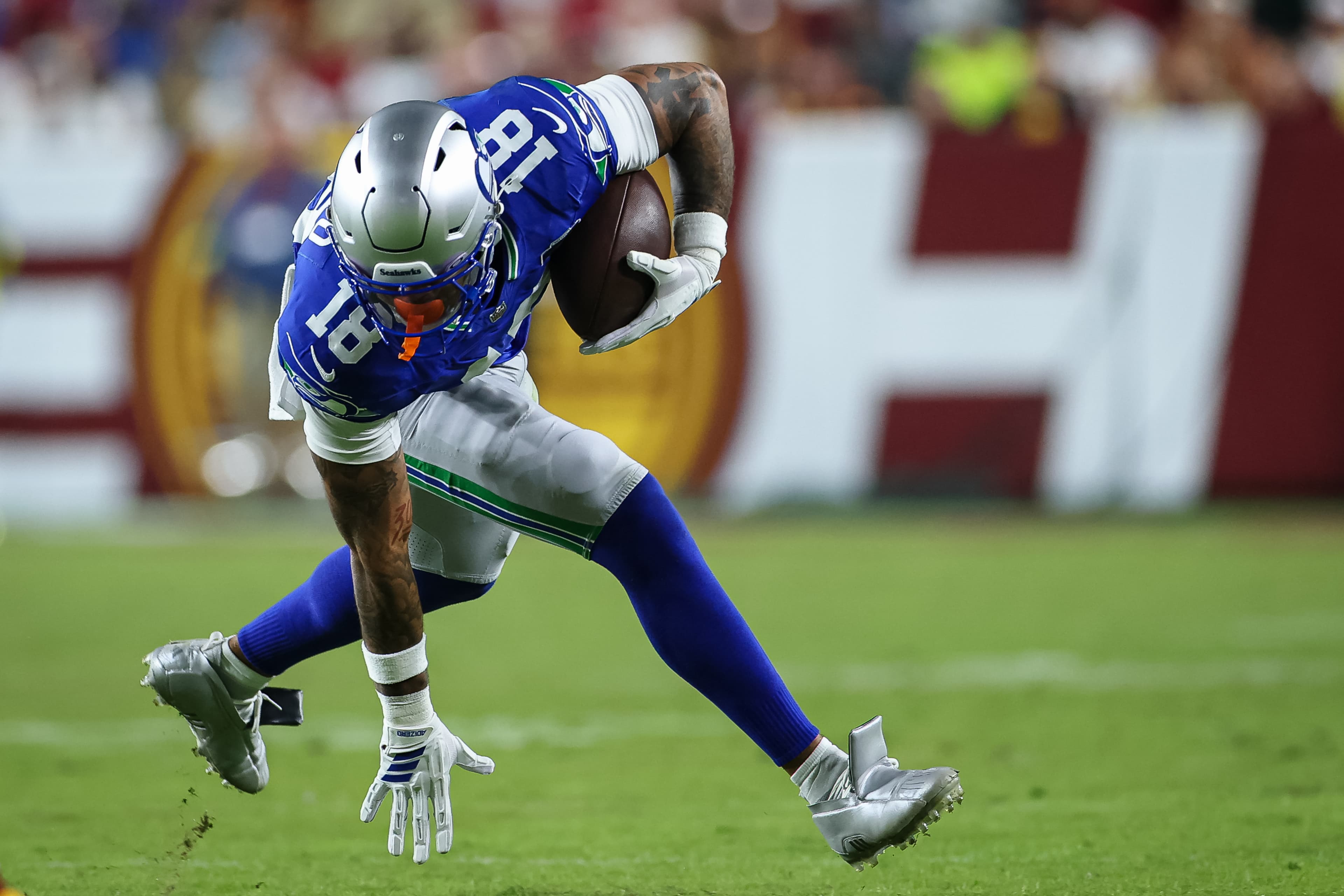 Pre-Snap Reads 4/10: TEs primed to make leap in 2026 for Seahawks