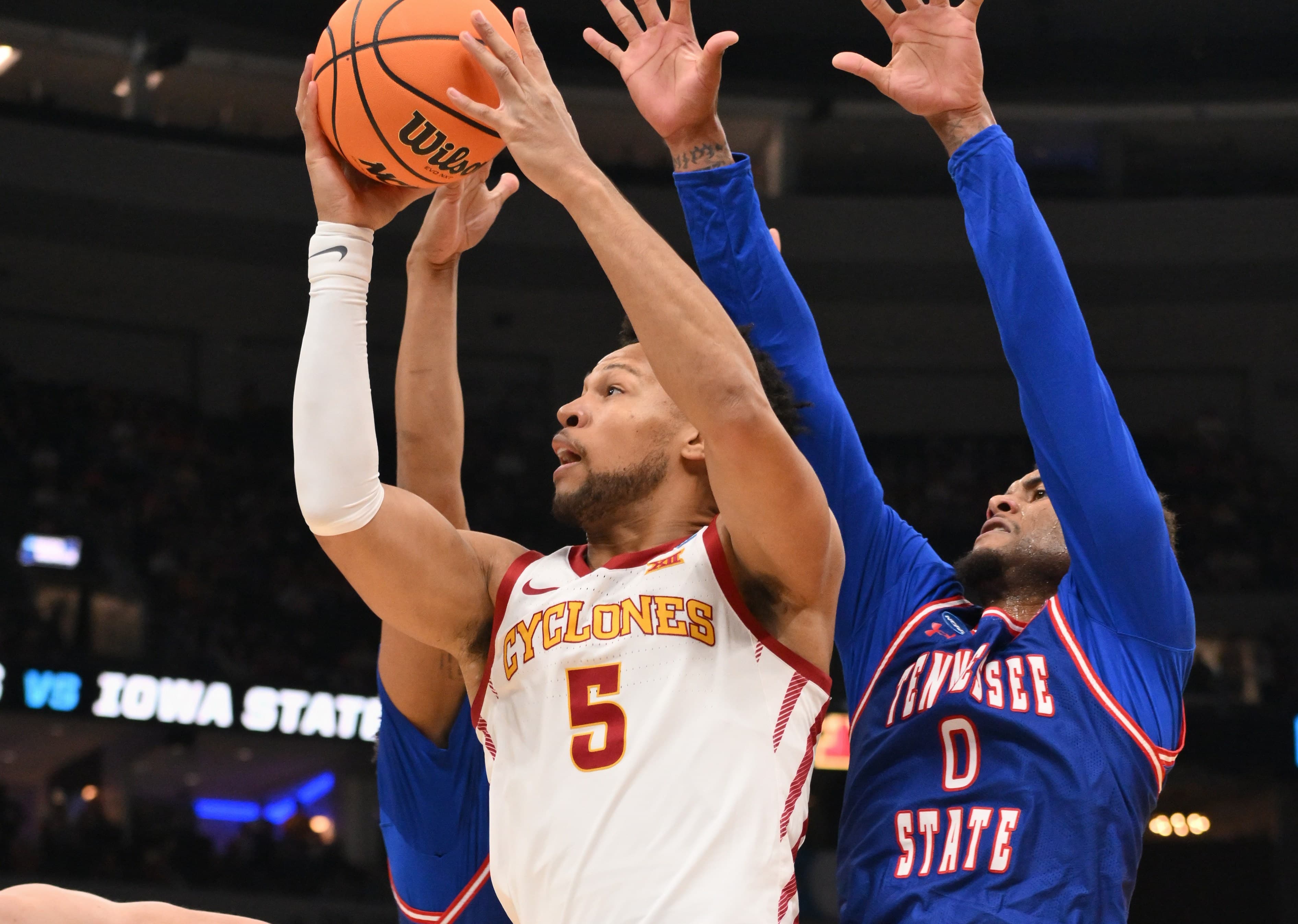 Kentucky vs. Iowa State is set as Joshua Jefferson injury is the big storyline to follow