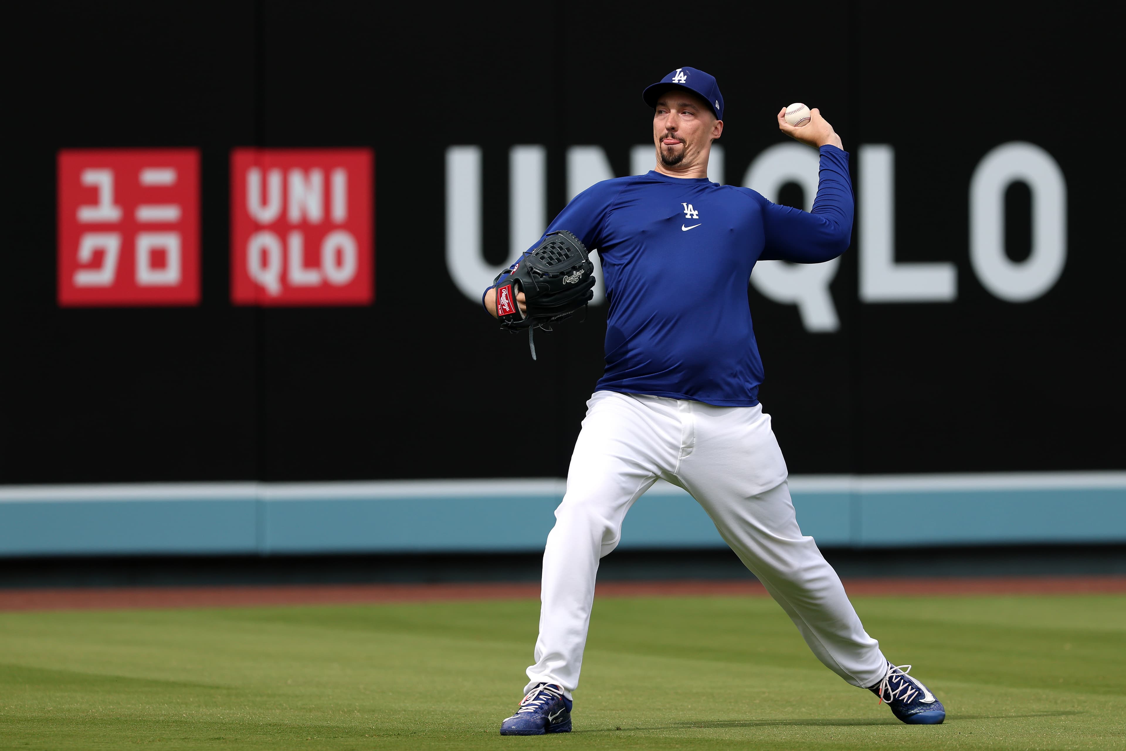 Blake Snell throws 32 pitches in 1+ inning in first rehab start