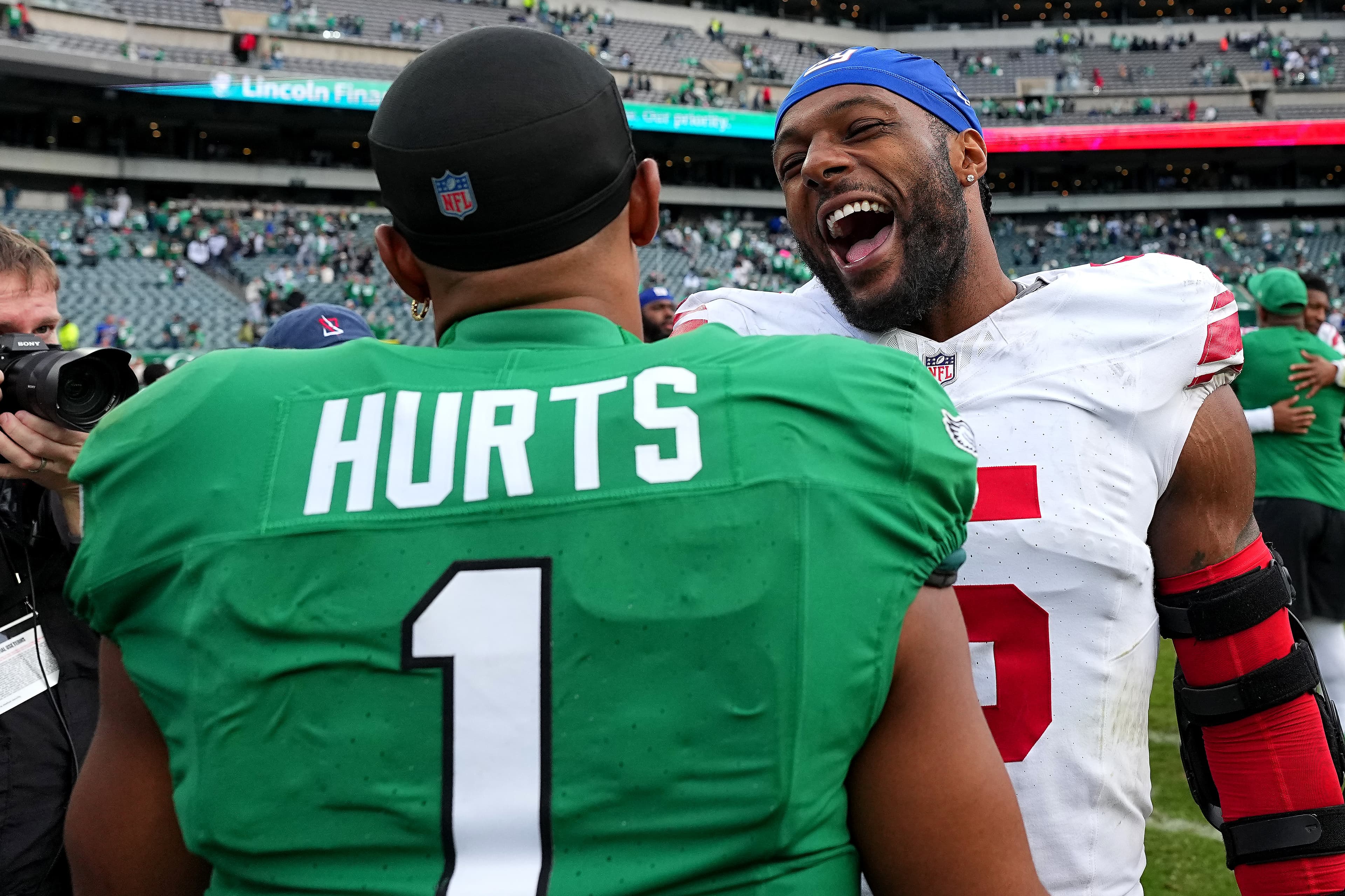 Kayvon Thibodeaux trade rumors: Should the Eagles trade for Giants’ pass rusher?