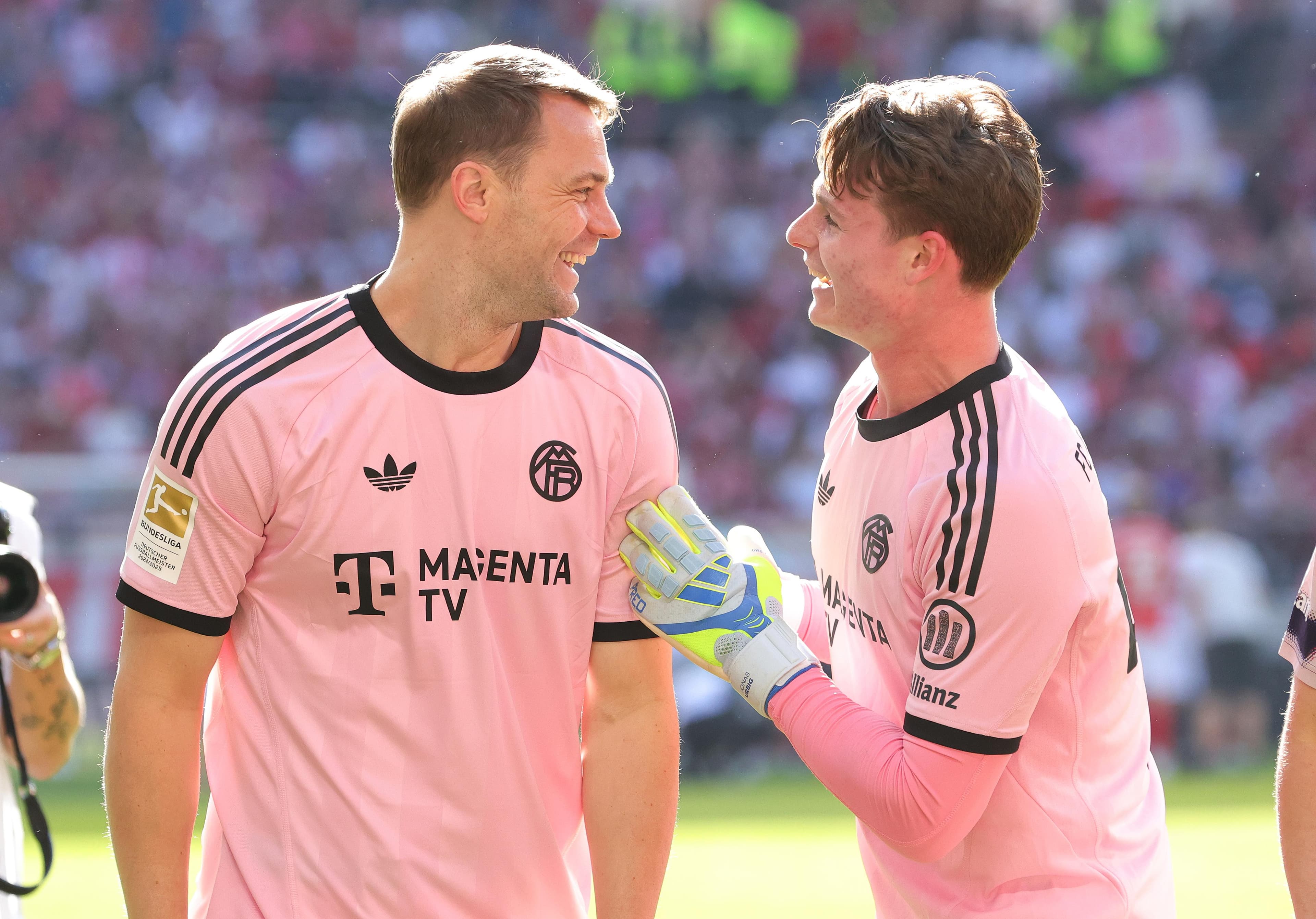 Christoph Freund addresses relationship between Manuel Neuer and Jonas Urbig