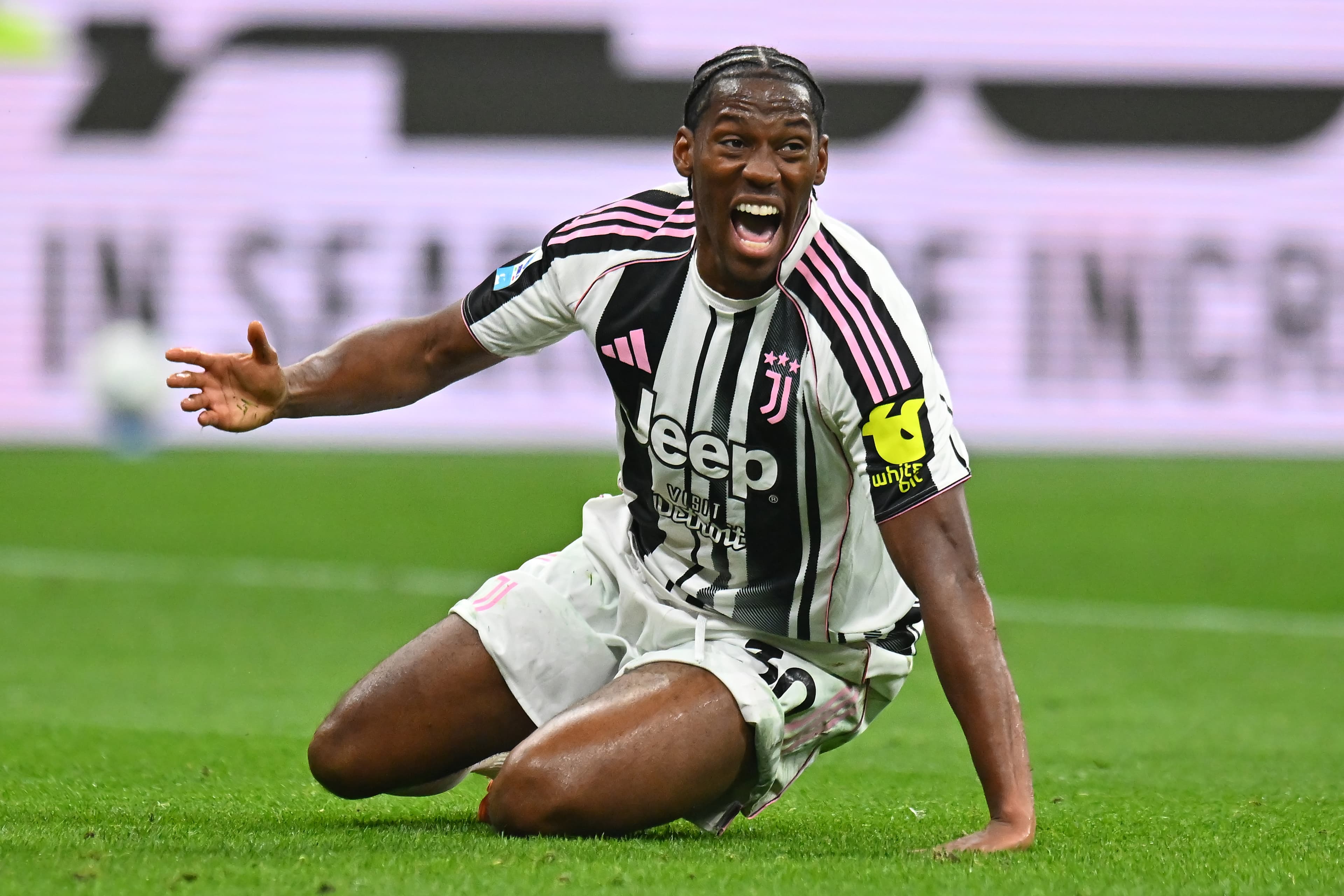 Juventus and AC Milan trudge through another goalless draw