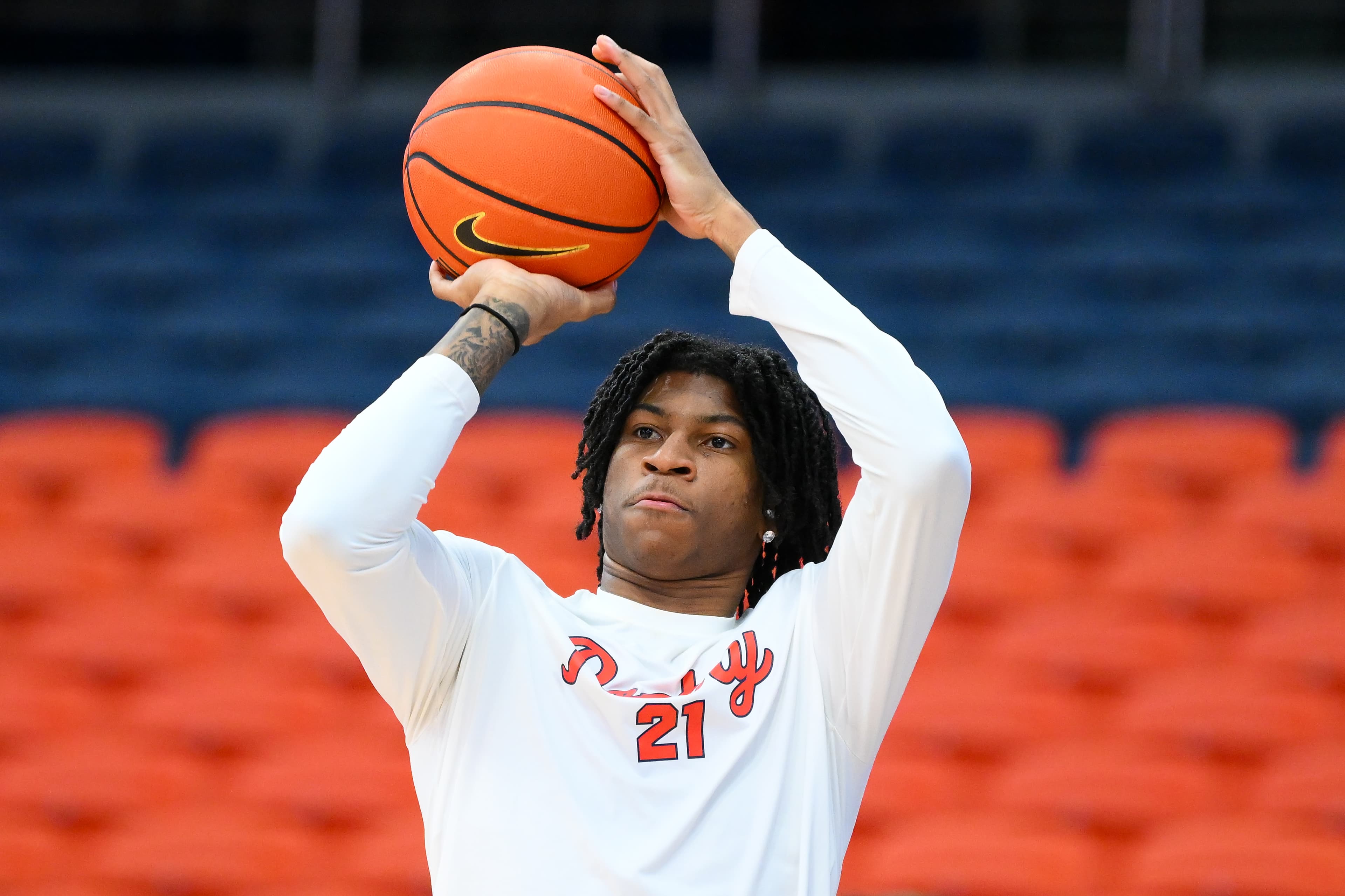 Top-10 transfer Donnie Freeman draws interest from Kentucky Basketball