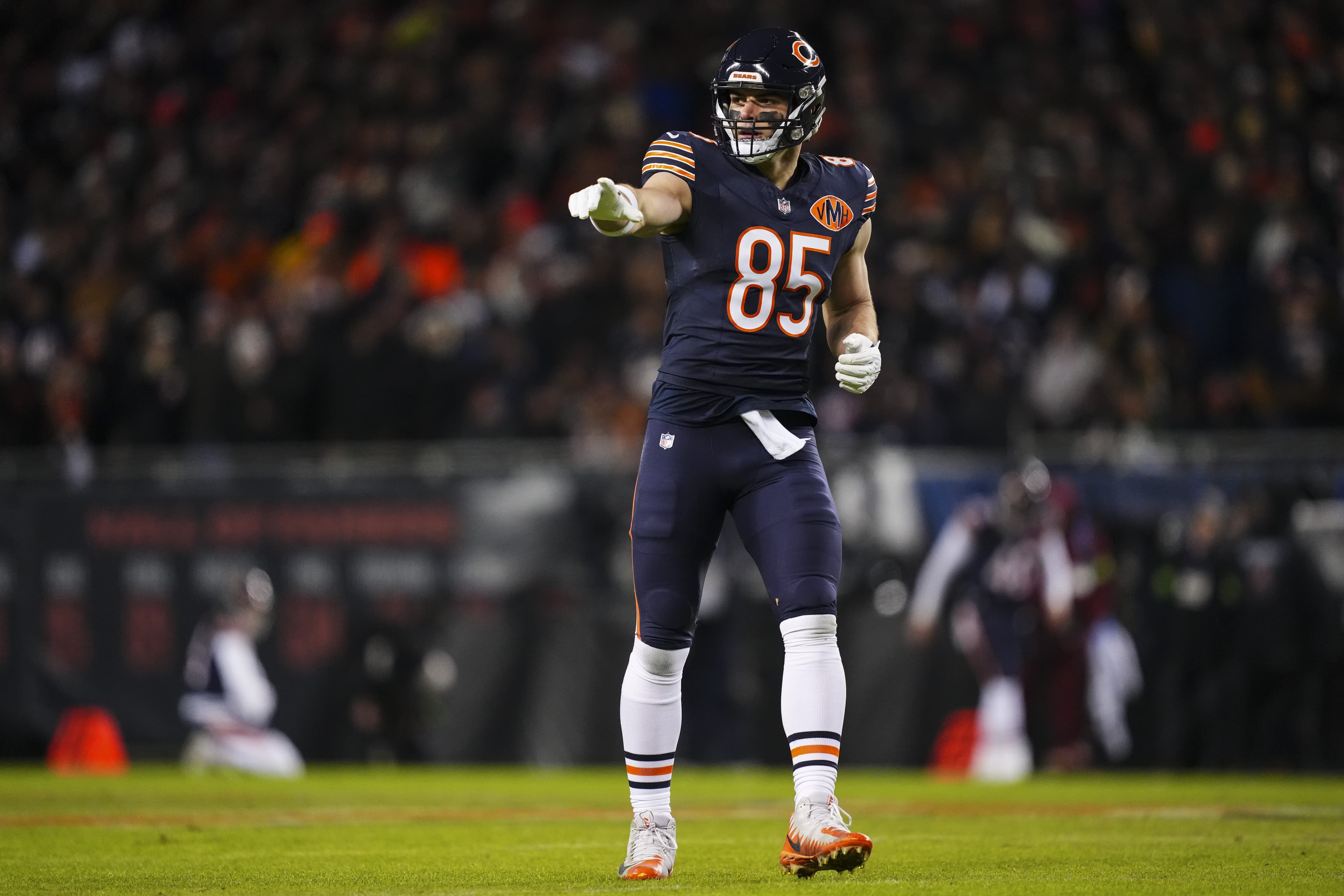 Chicago Bears Create $10.375M in Cap Space with 2 Restructures