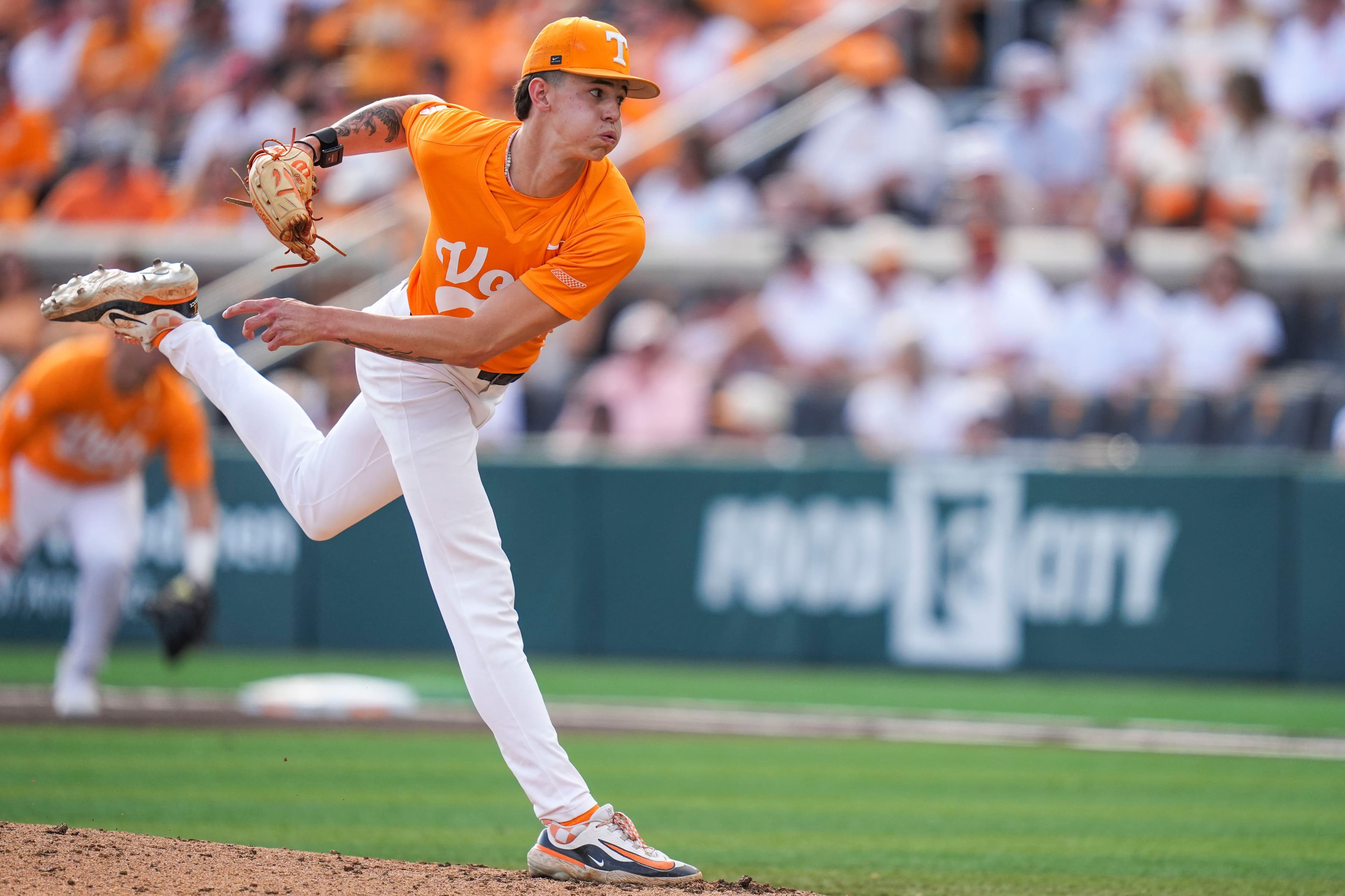 Tennessee wins SEC Tournament opener over South Carolina, 11-6