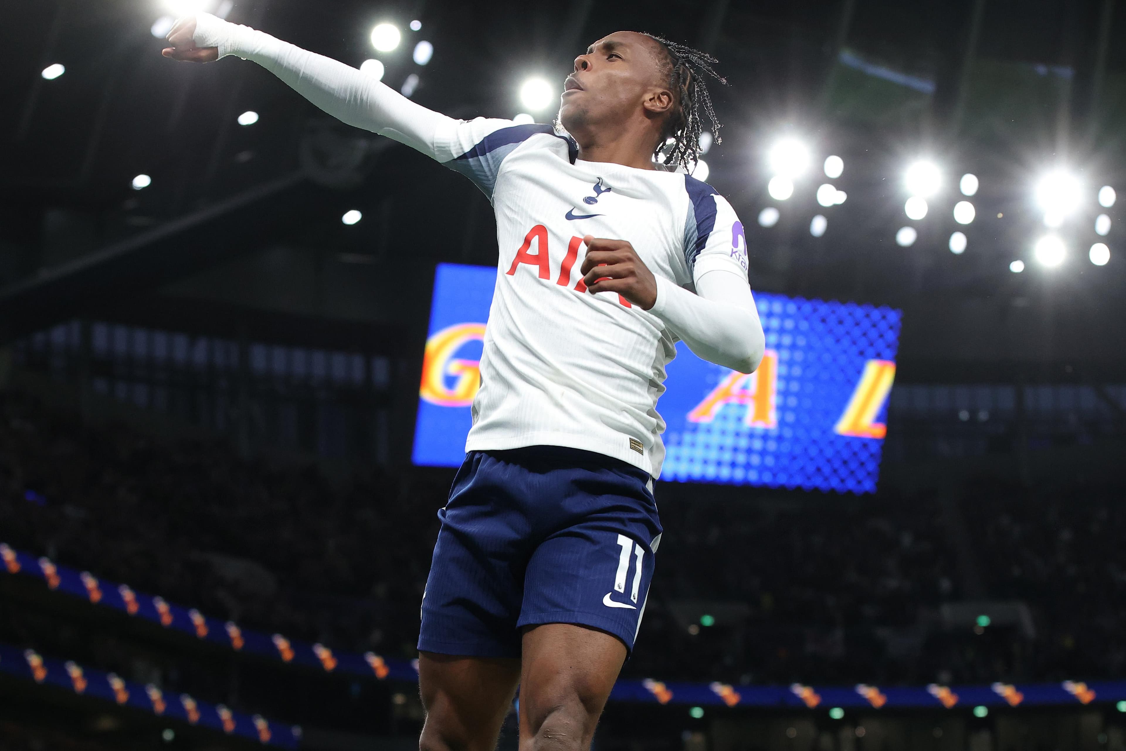 Tottenham 1-1 Leeds: Spurs concede late for disappointing draw, still two points ahead of West Ham