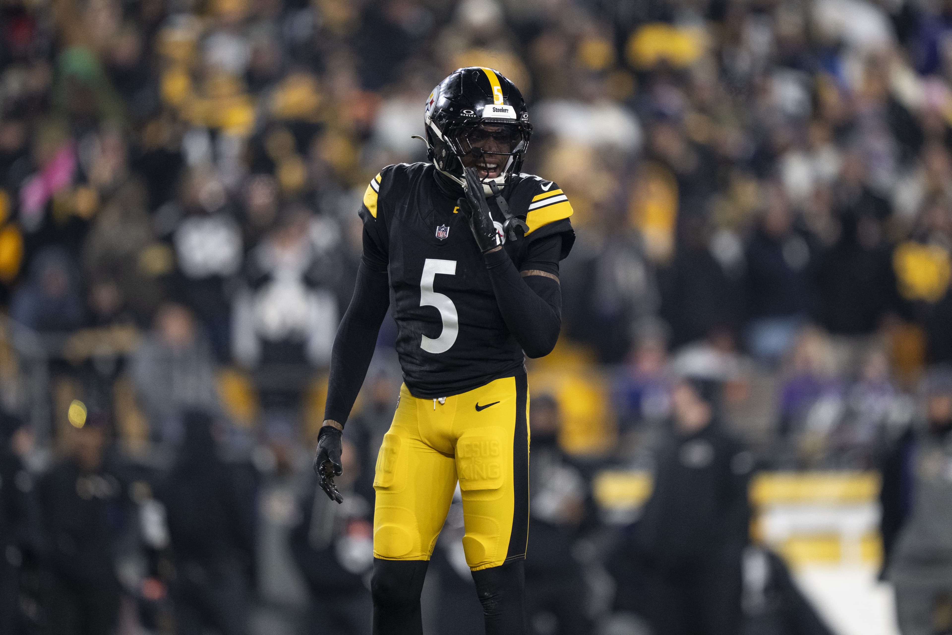 Steelers DC Patrick Graham noncommittal about Jalen Ramsey