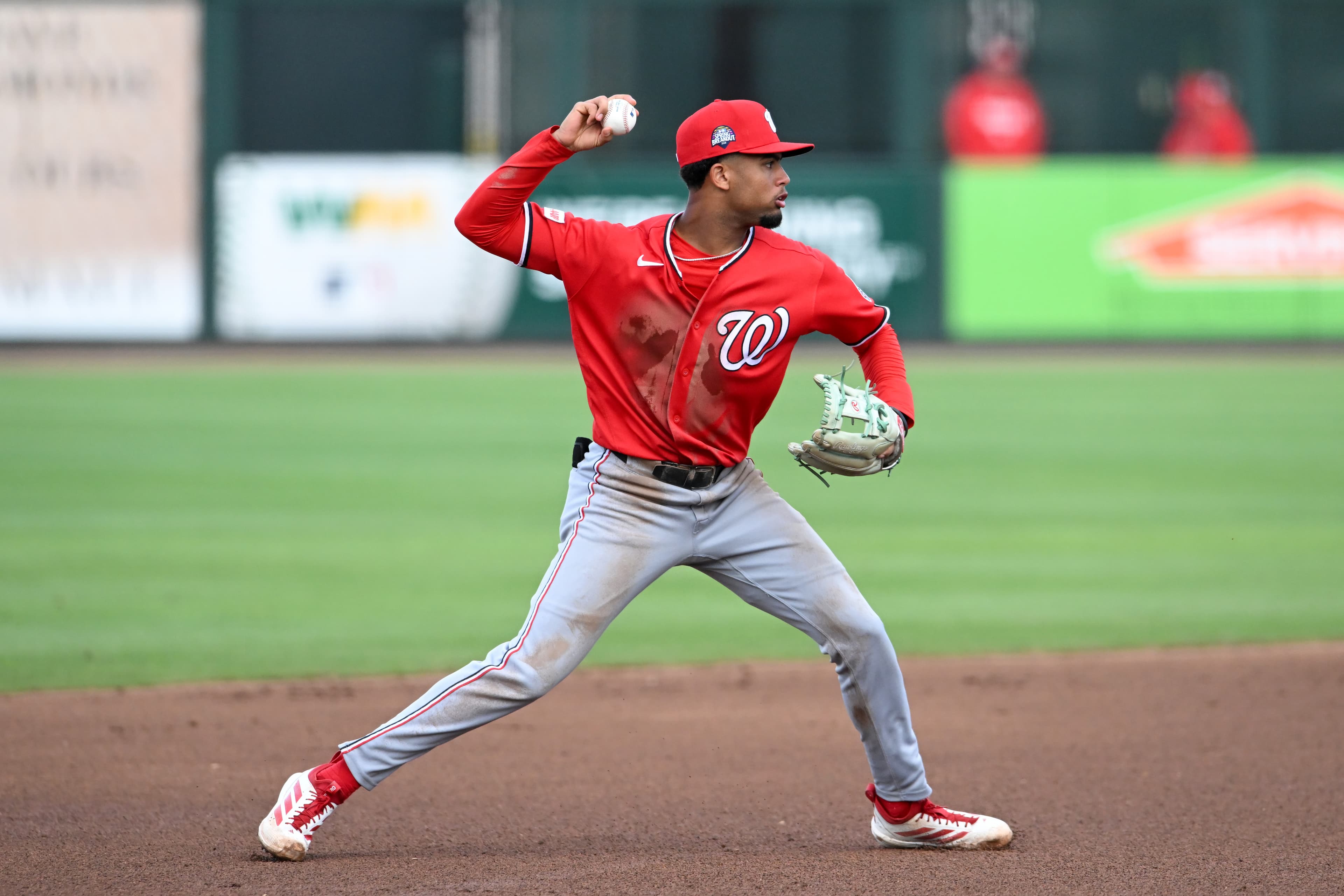 Ronny Cruz is on the verge of becoming a top 100 prospect for the Washington Nationals