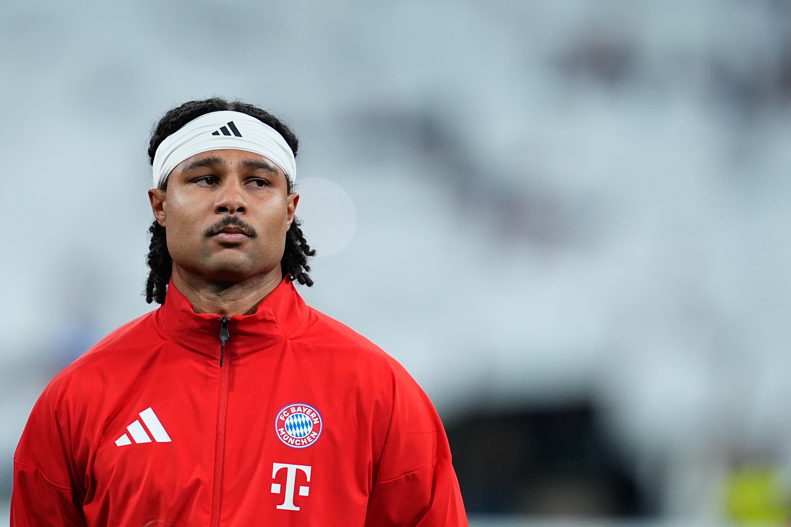 Missing Persons Report: Serge Gnabry sidelined for historic Bayern Munich win due to knee issue