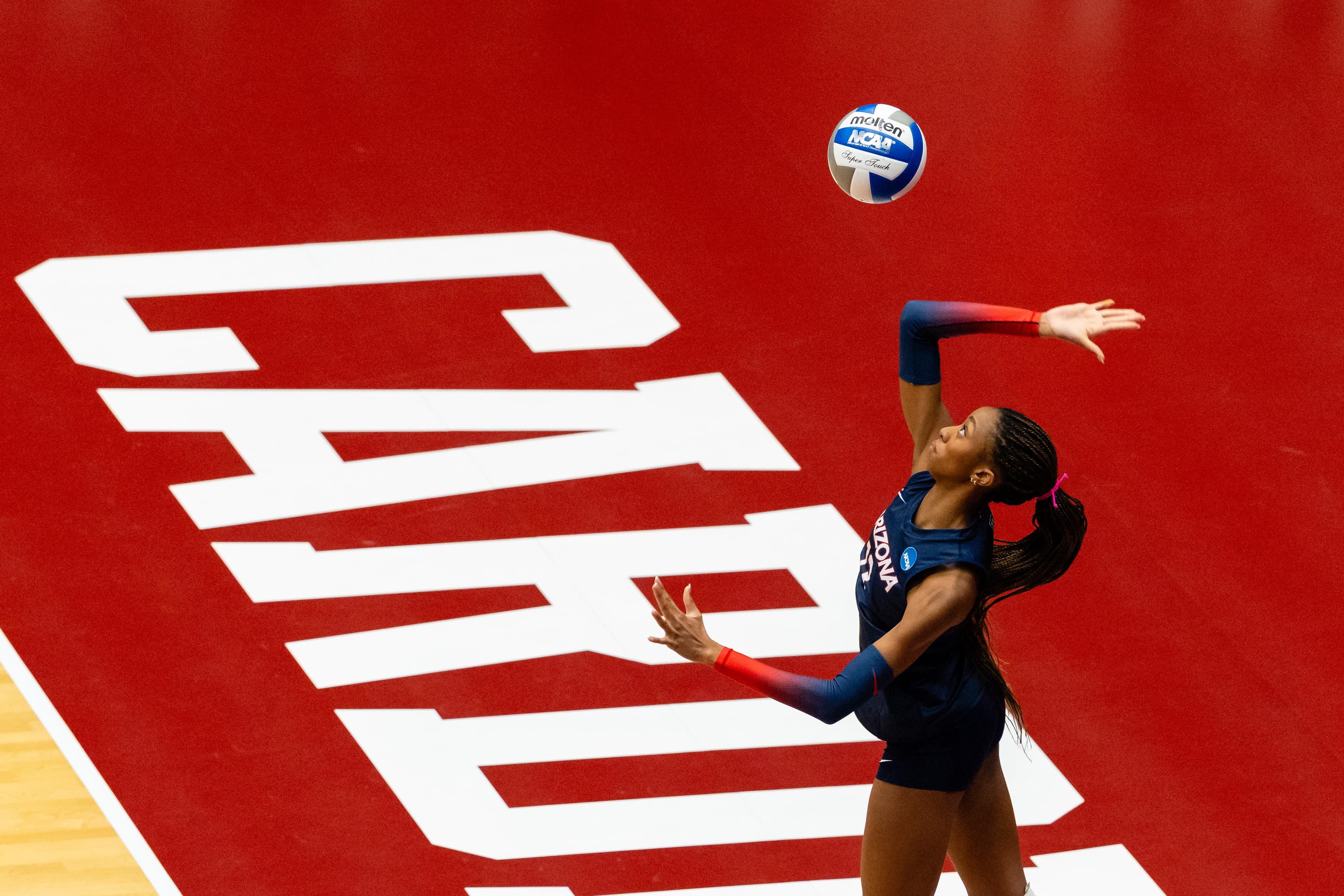 Arizona volleyball MB Adrianna Bridges enters transfer portal