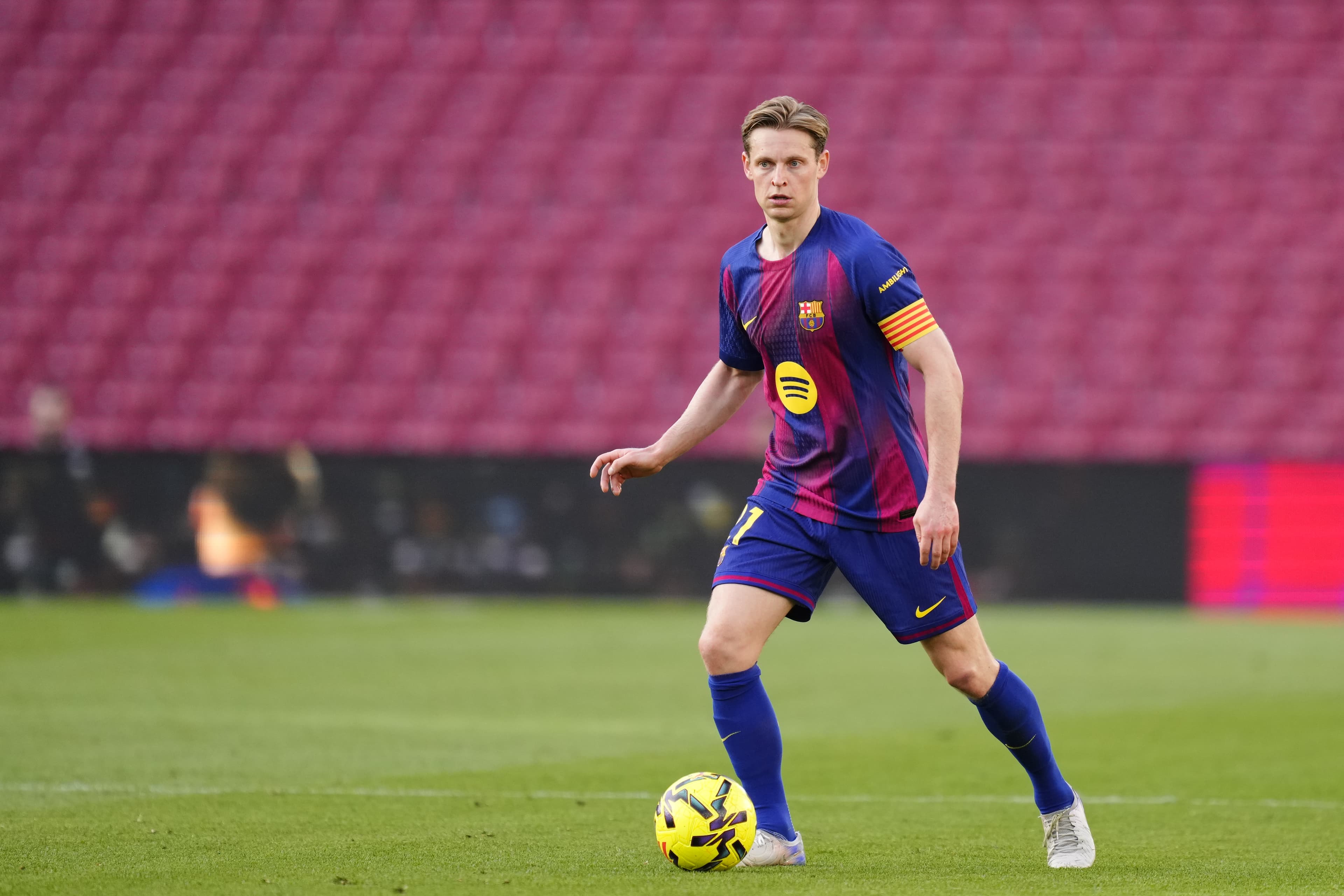 Frenkie de Jong still not quite fit to return for Barcelona