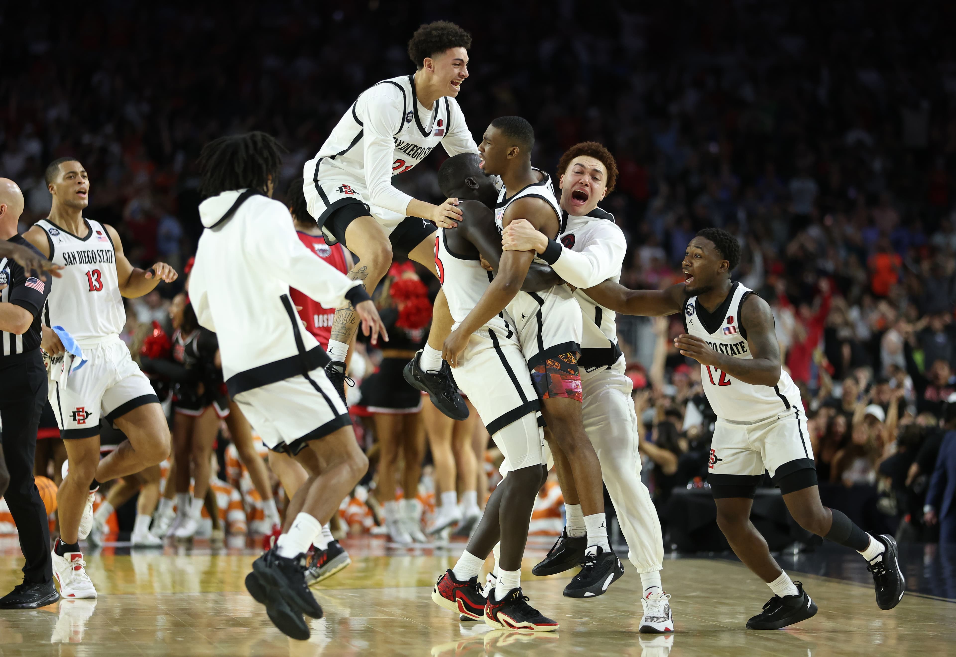 NCAA Reacts Results: Can we see a mid-major in the Final Four again soon?