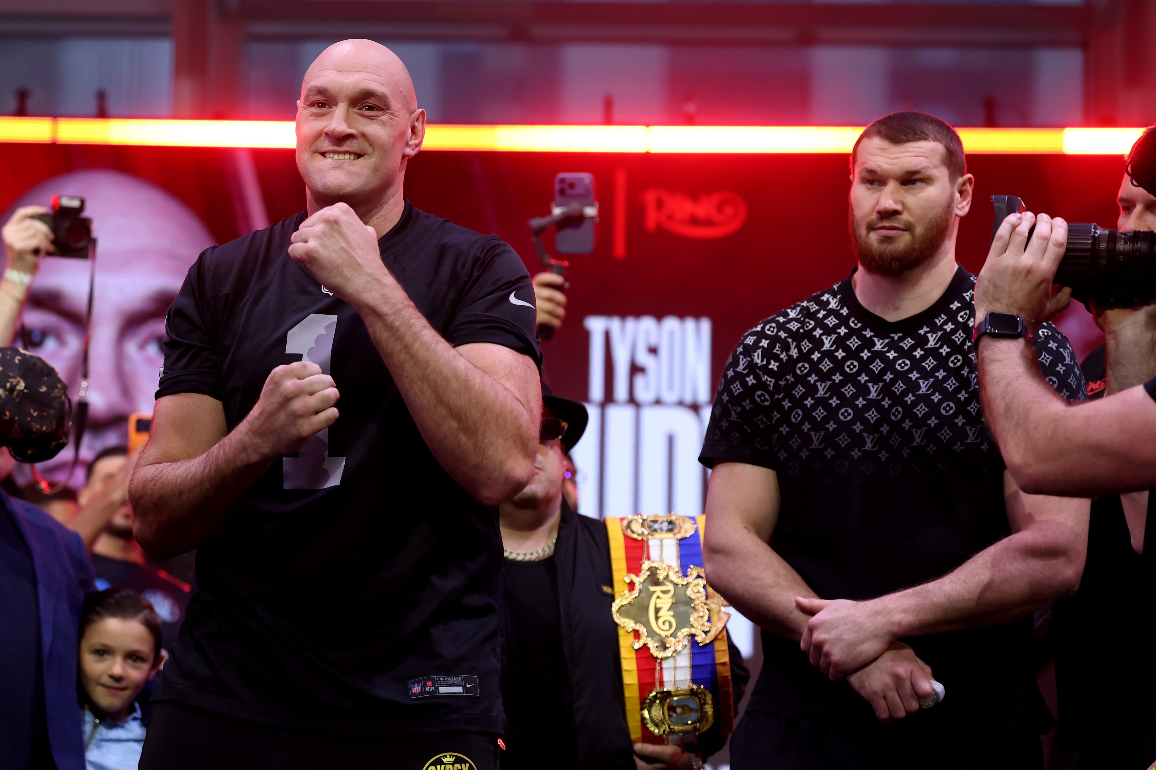 Fury vs. Makhmudov Start Time, Full Fight Card Details!