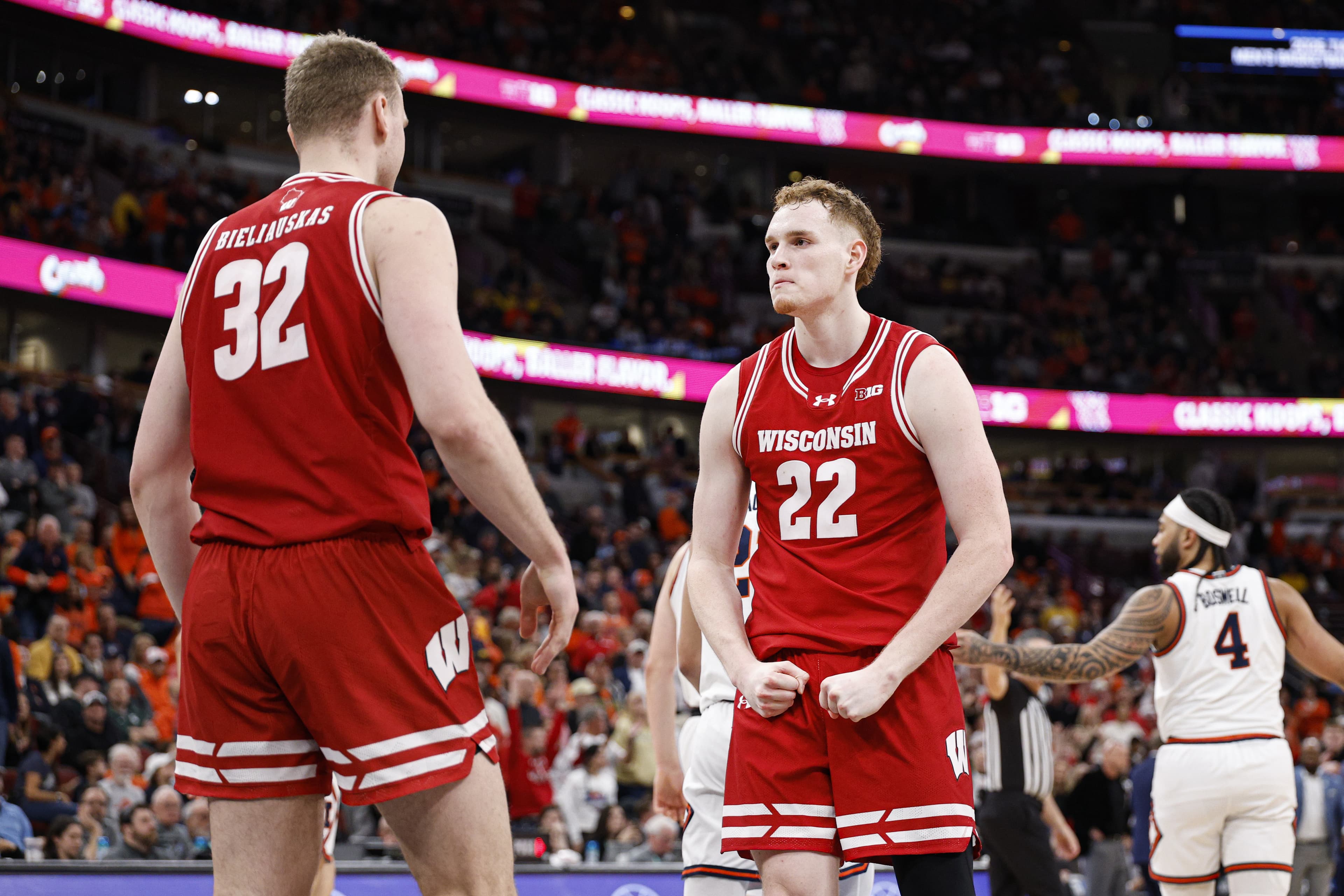 Badgers' Bracketology Predictions Skyrocket After Illinois Victory!