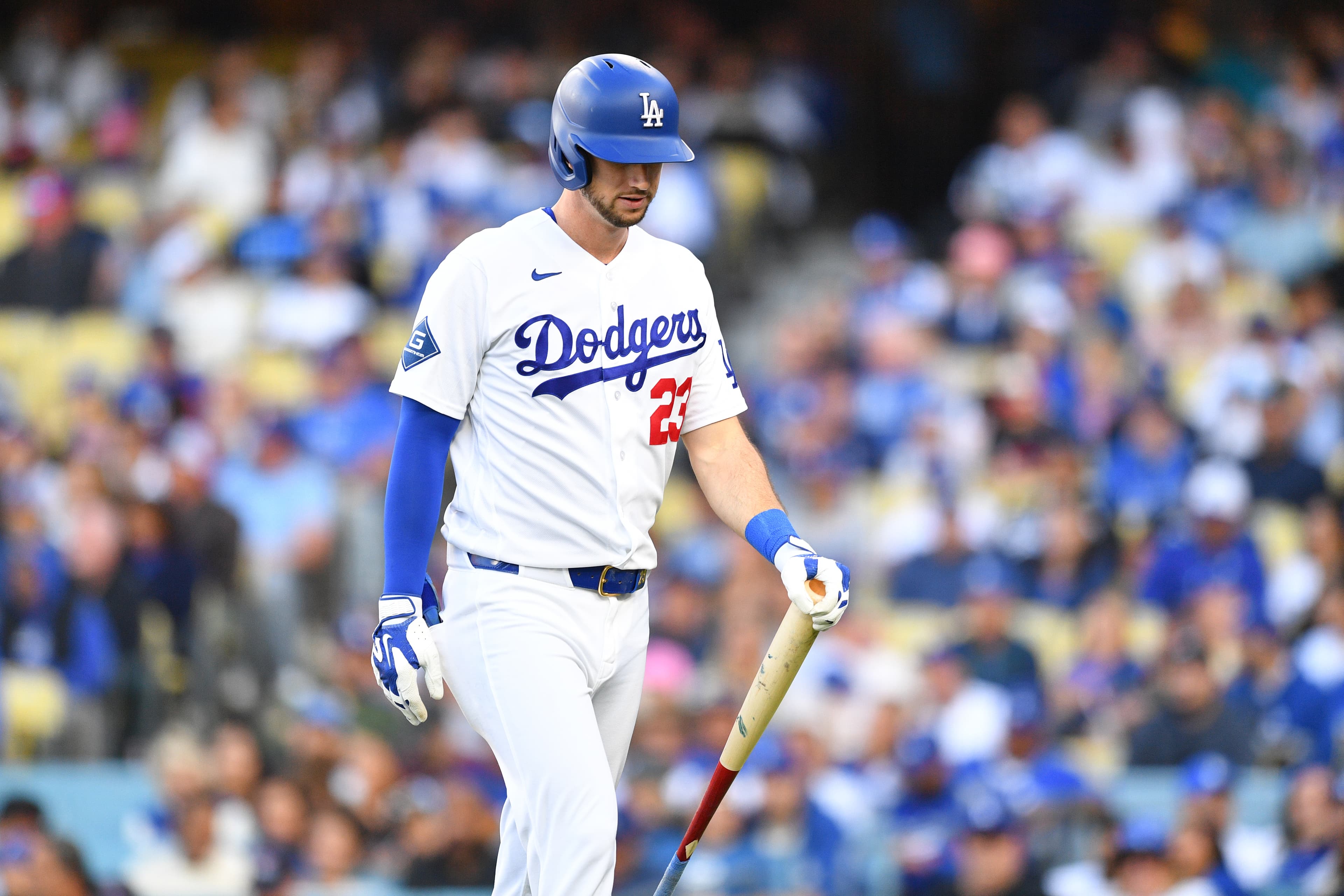 Dodgers start slow at the plate