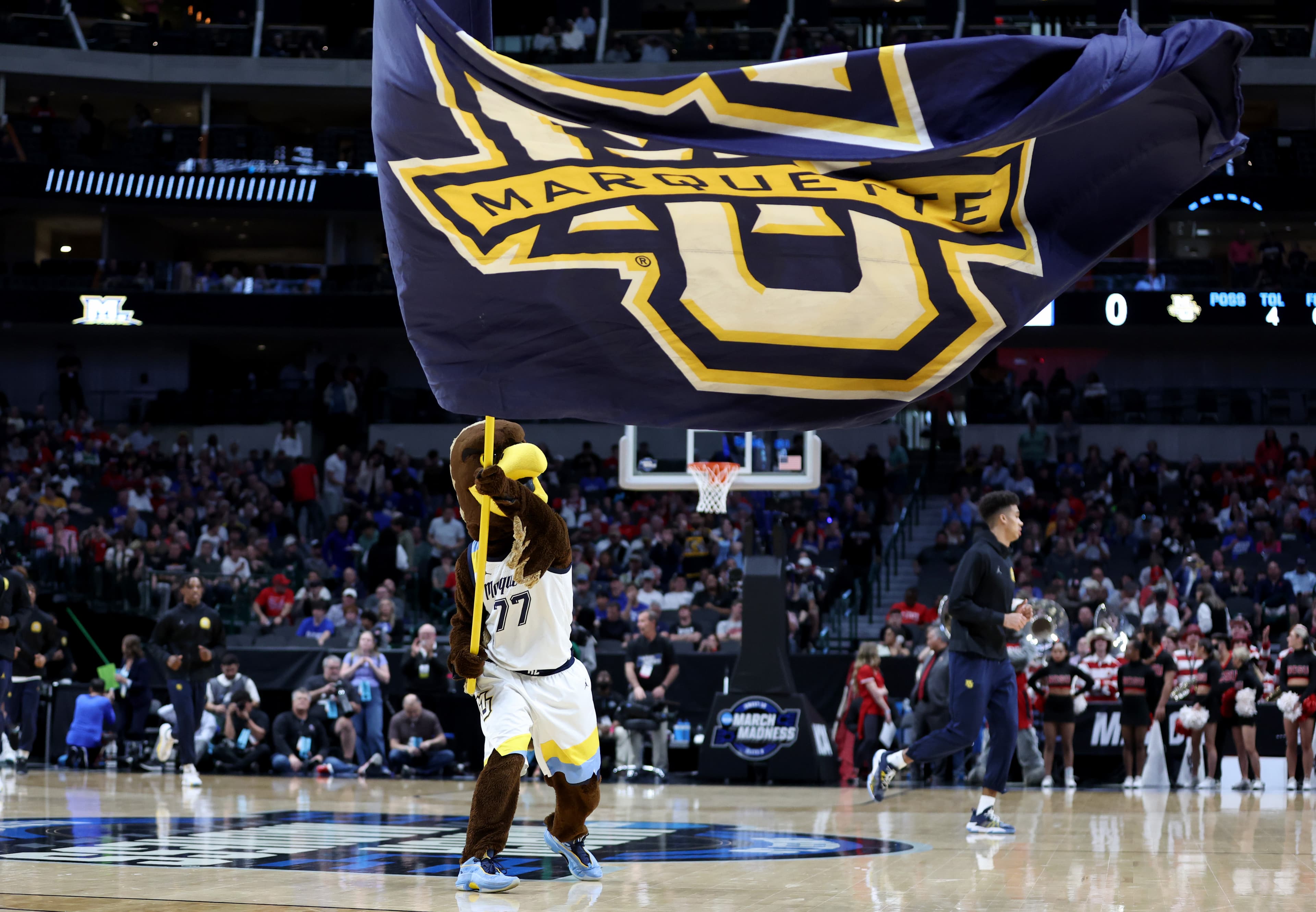 Colton Crowdis Commits To Marquette Men’s Basketball