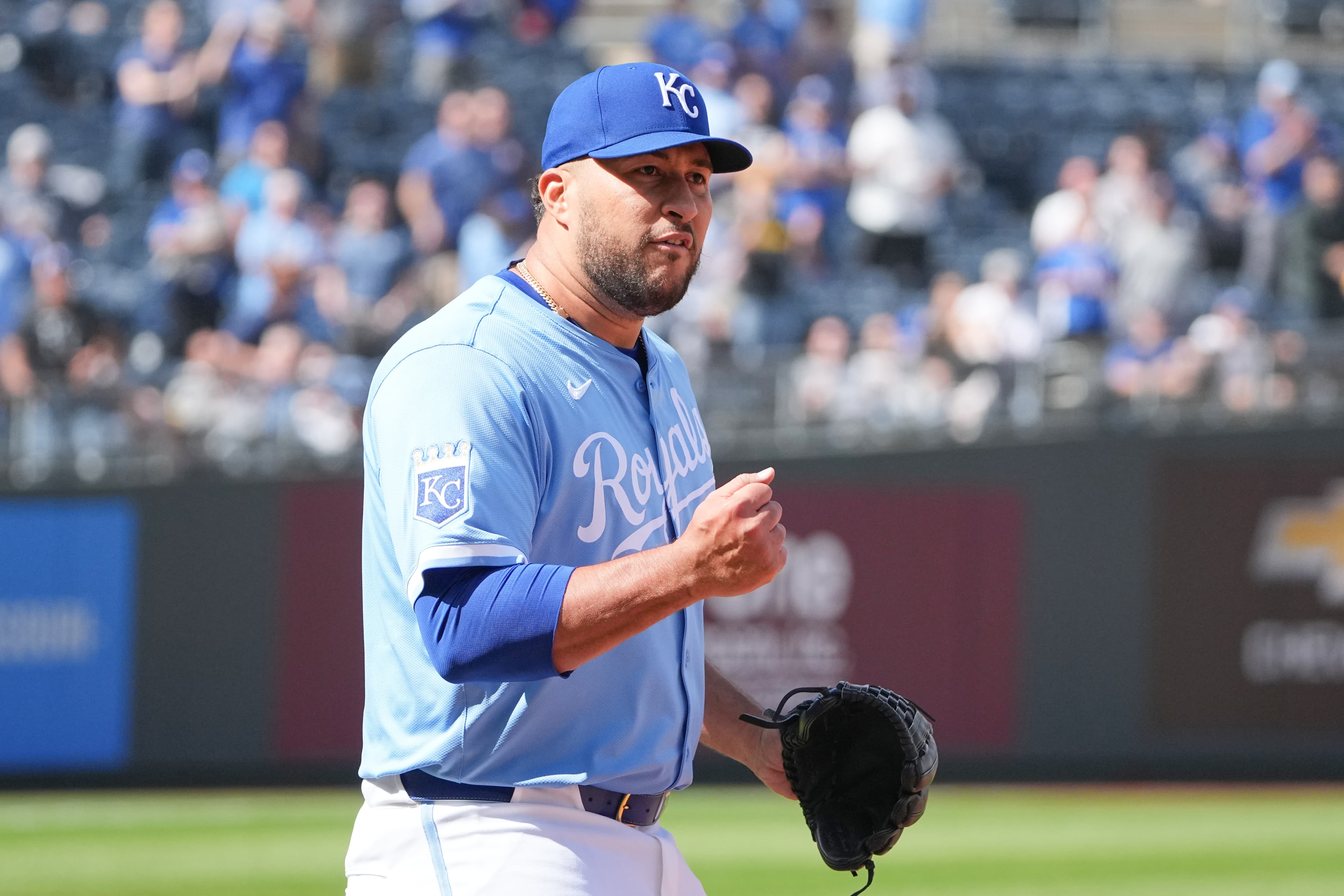 Carlos Estévez to the Injured List