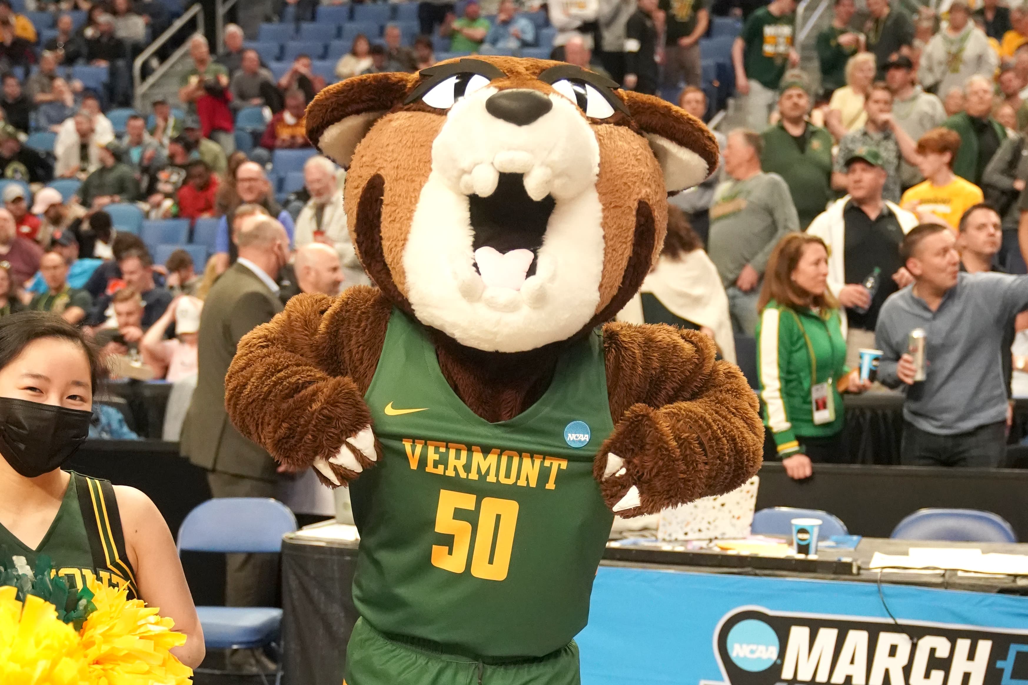 Elite College Hoops Heat Up! Exciting Season Starts on March 14, 2026