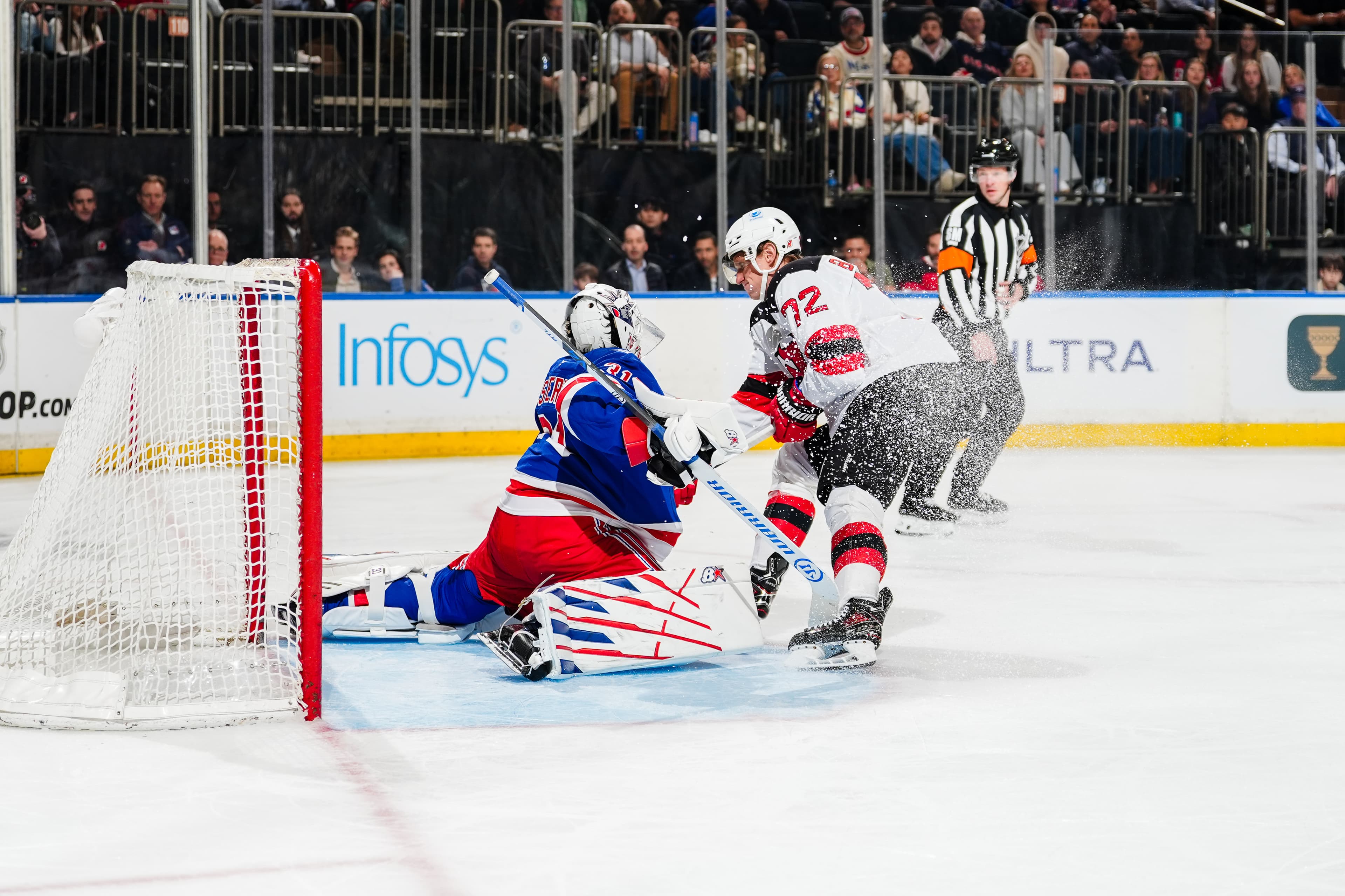 New Jersey Devils Fall Flat In 4-1 Loss To New York Rangers