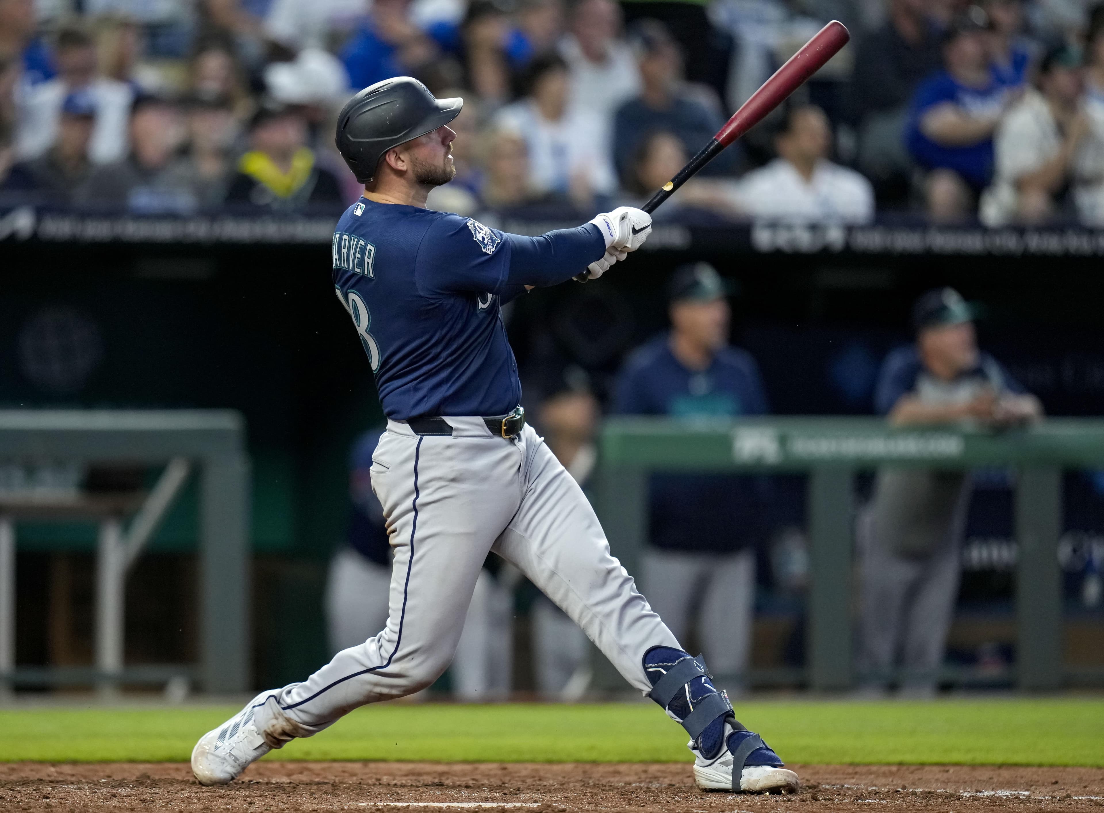 Mariners warp reality, win normal baseball game in Kansas City