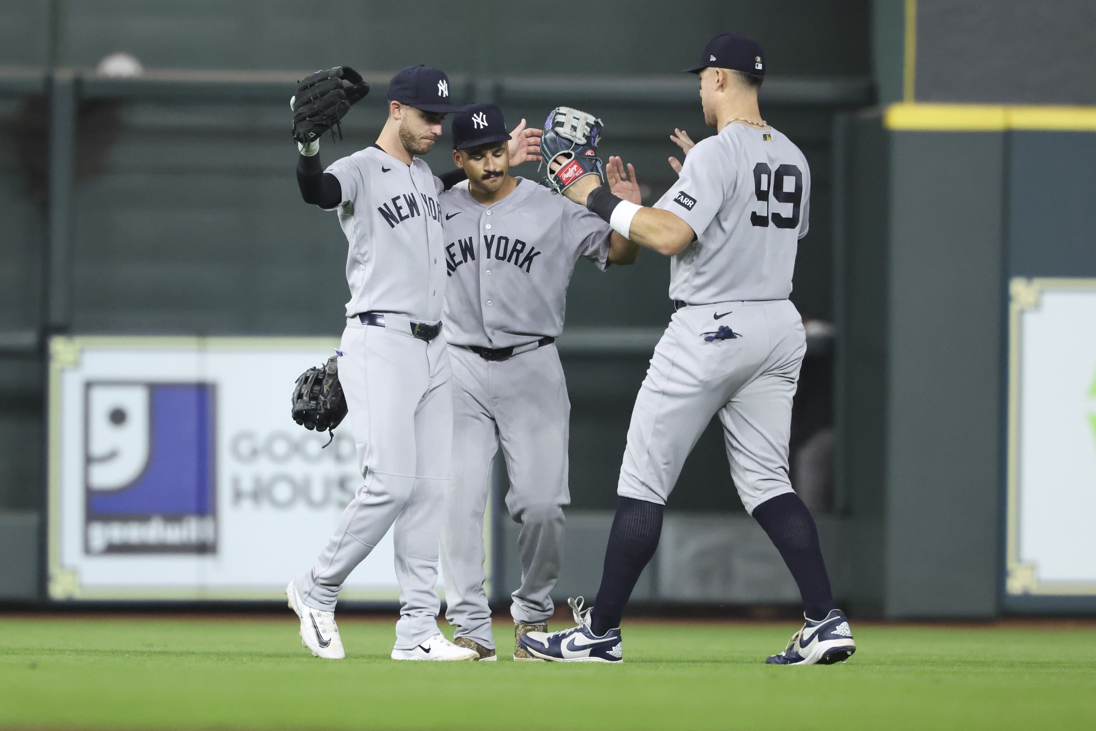 Yankees win eighth consecutive game with three homers in Houston