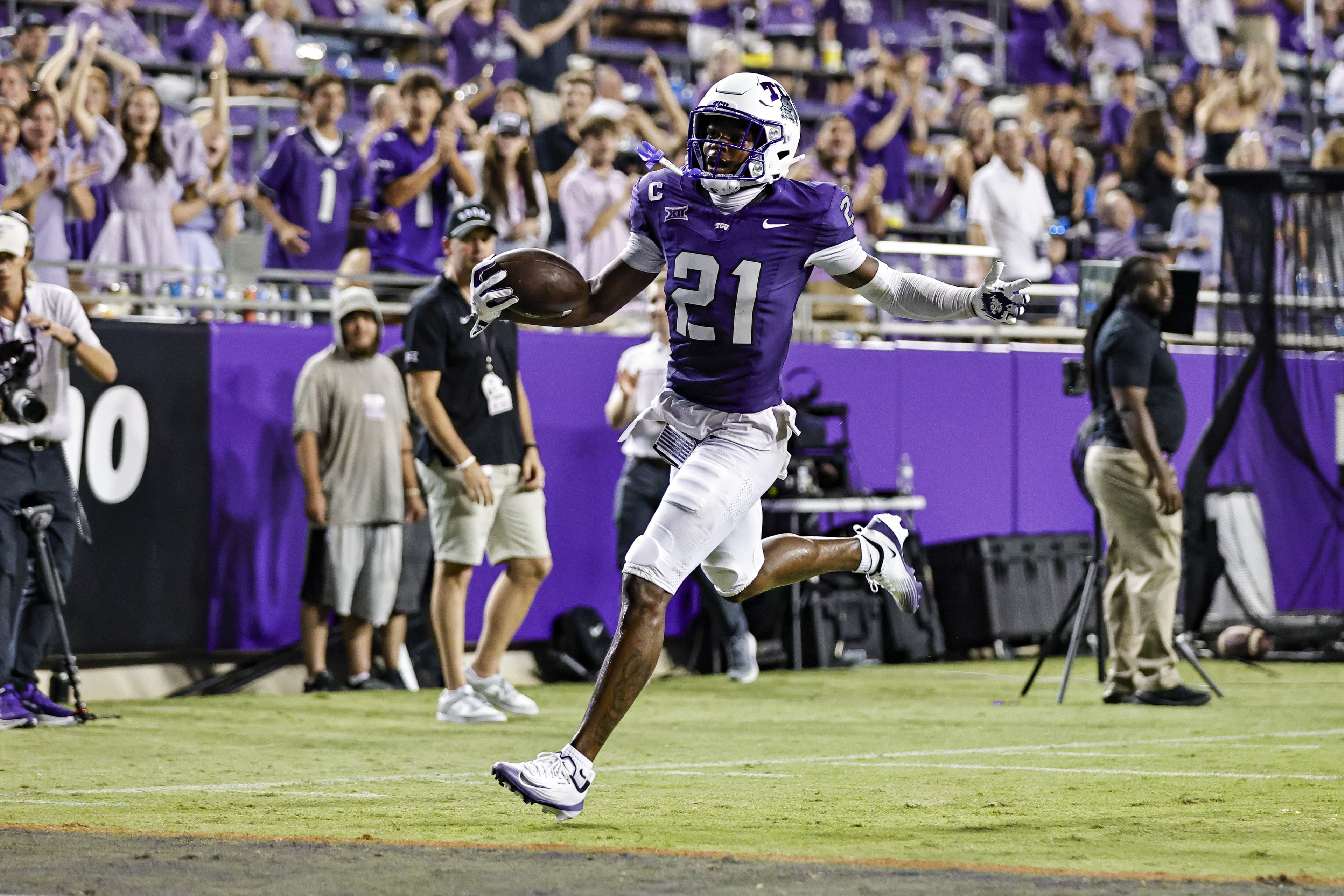 Football: TCU S Bud Clark selected by the Seattle Seahawks in 2nd Round of 2026 NFL Draft, No. 64 overall