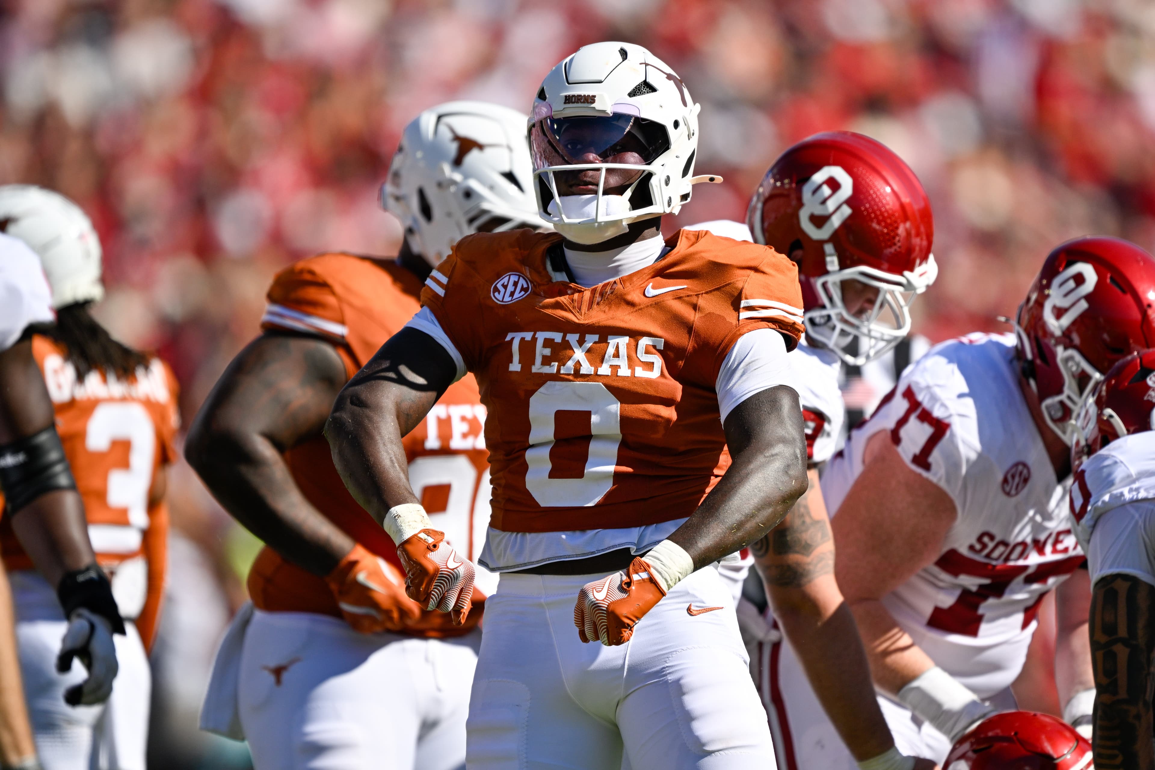 Texas LB Anthony Hill Jr. selected No. 60 by the Tennessee Titans