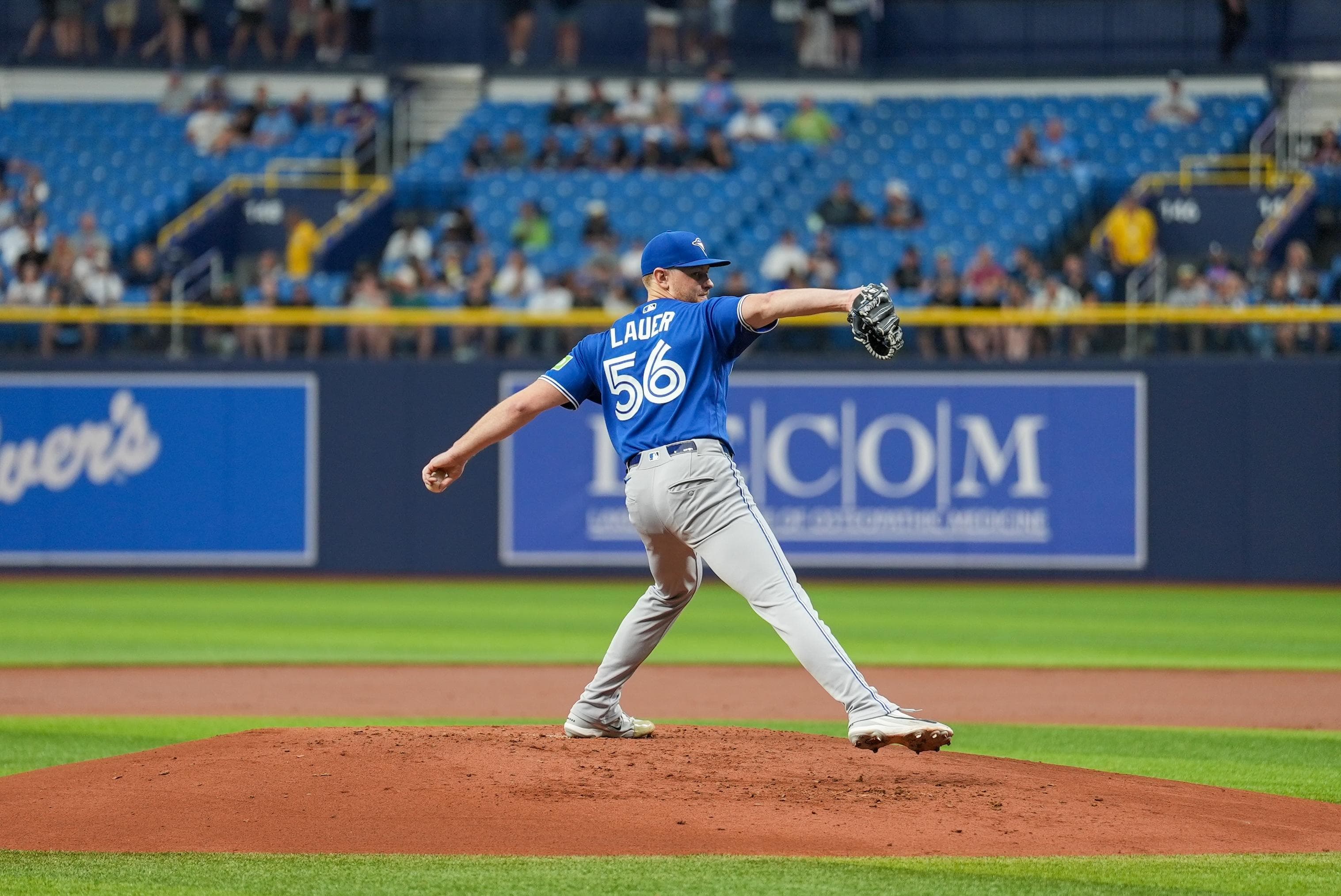 Dodgers activate Eric Lauer, option Wyatt Mills