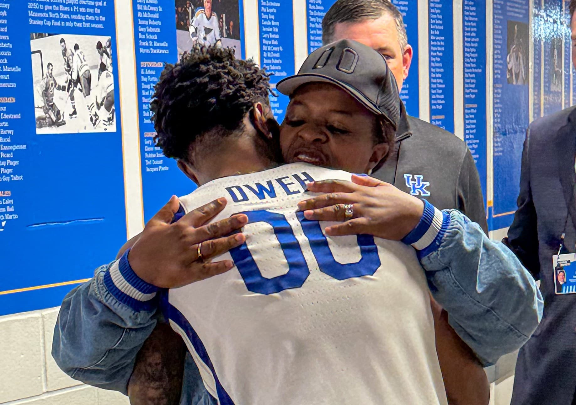 Relive Otega Oweh’s incredible buzzer-beater through the BBN’s reactions