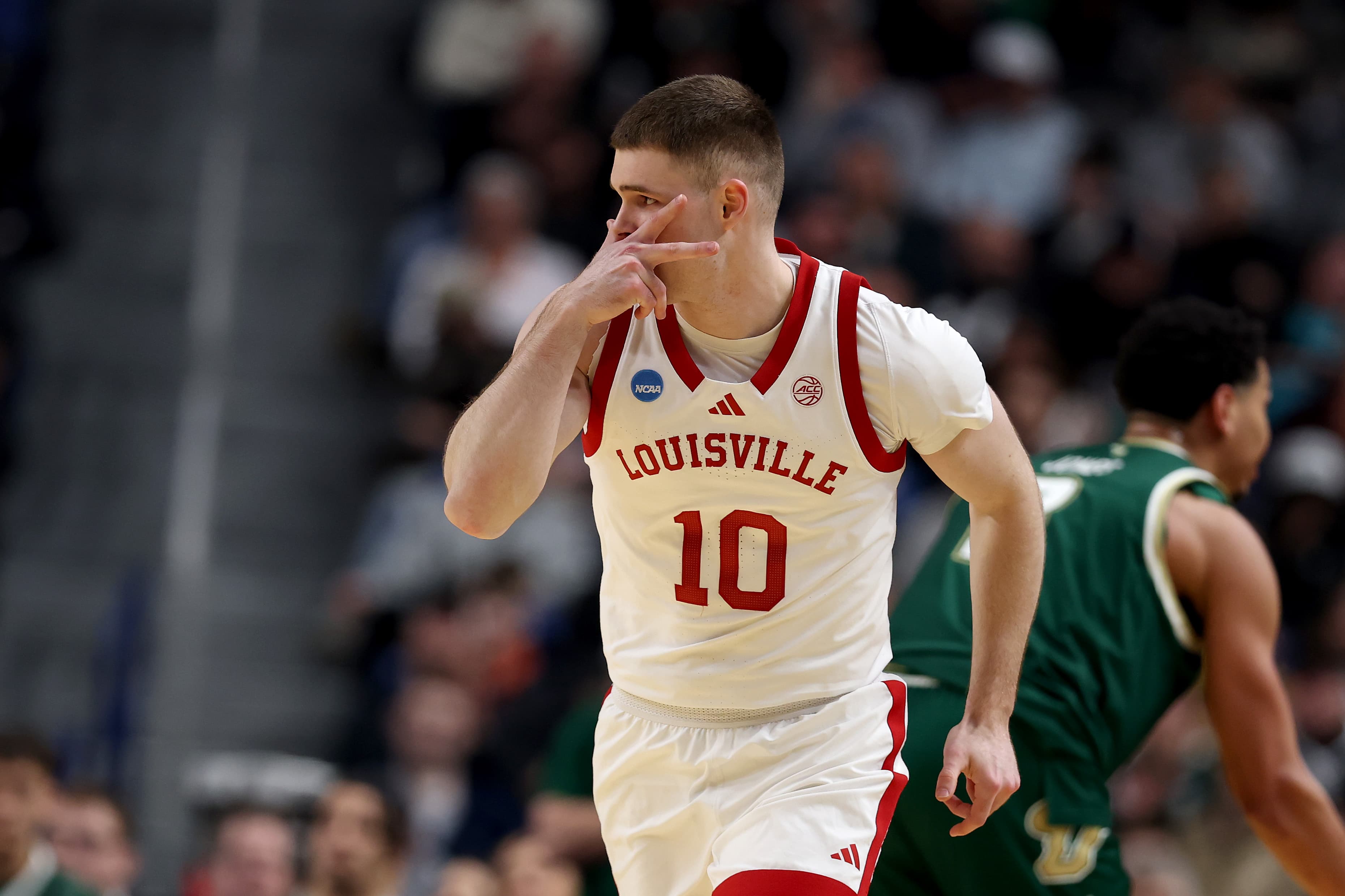 NCAA Tournament Second Round Preview: Louisville vs. Michigan State