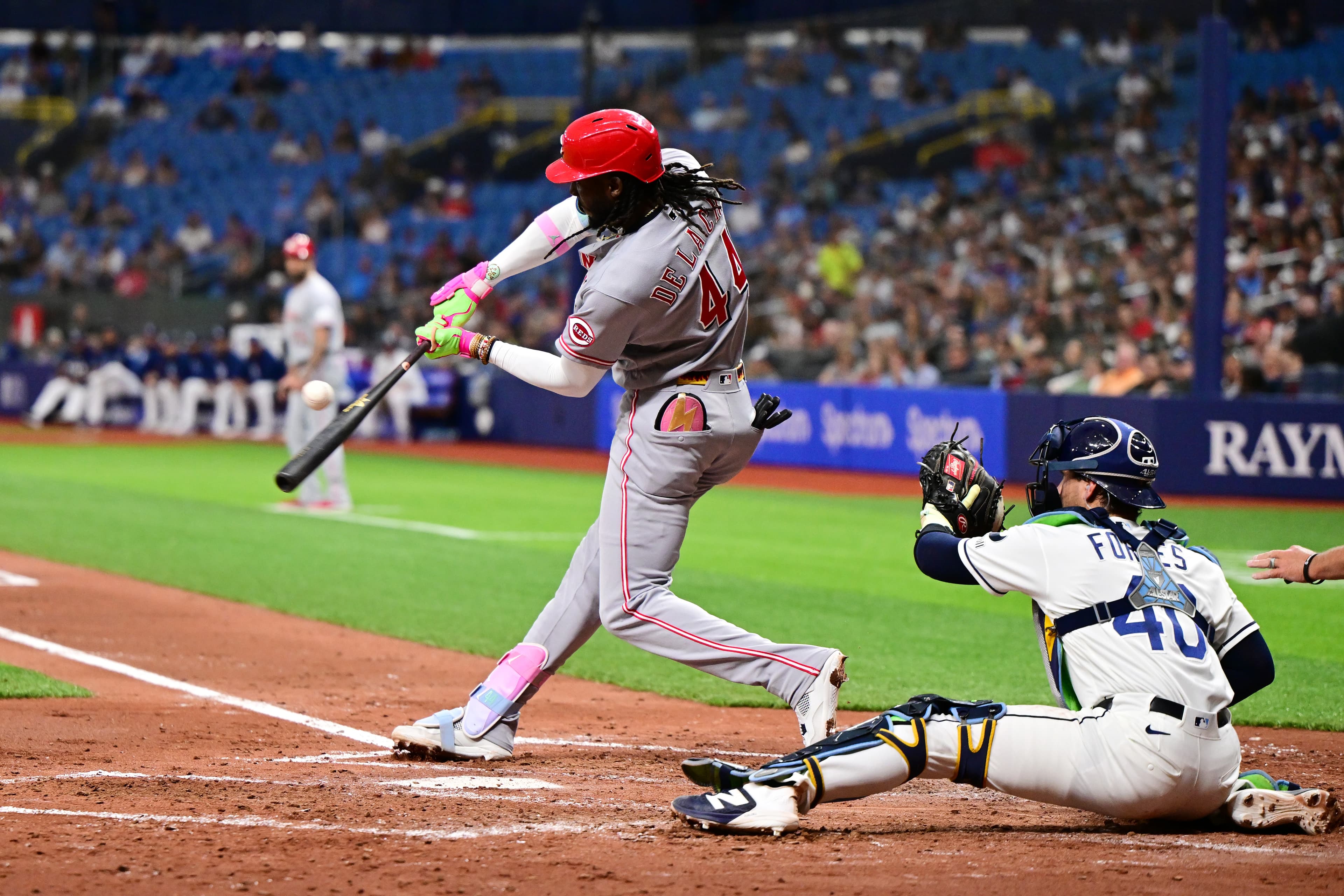 Elly and the Reds blast past Rays in 12-6 drubbing