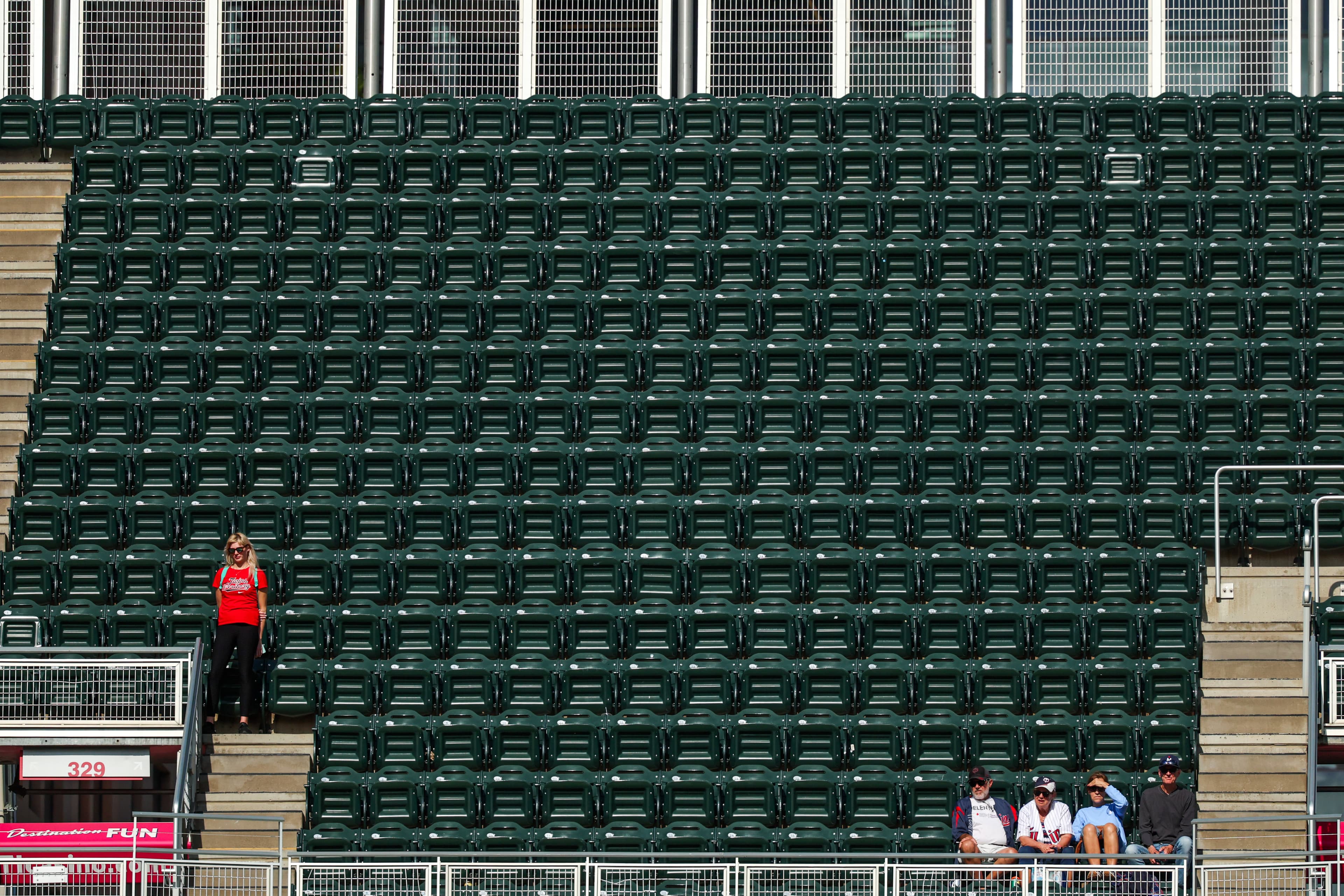 Game Thread: What the heck is snow?