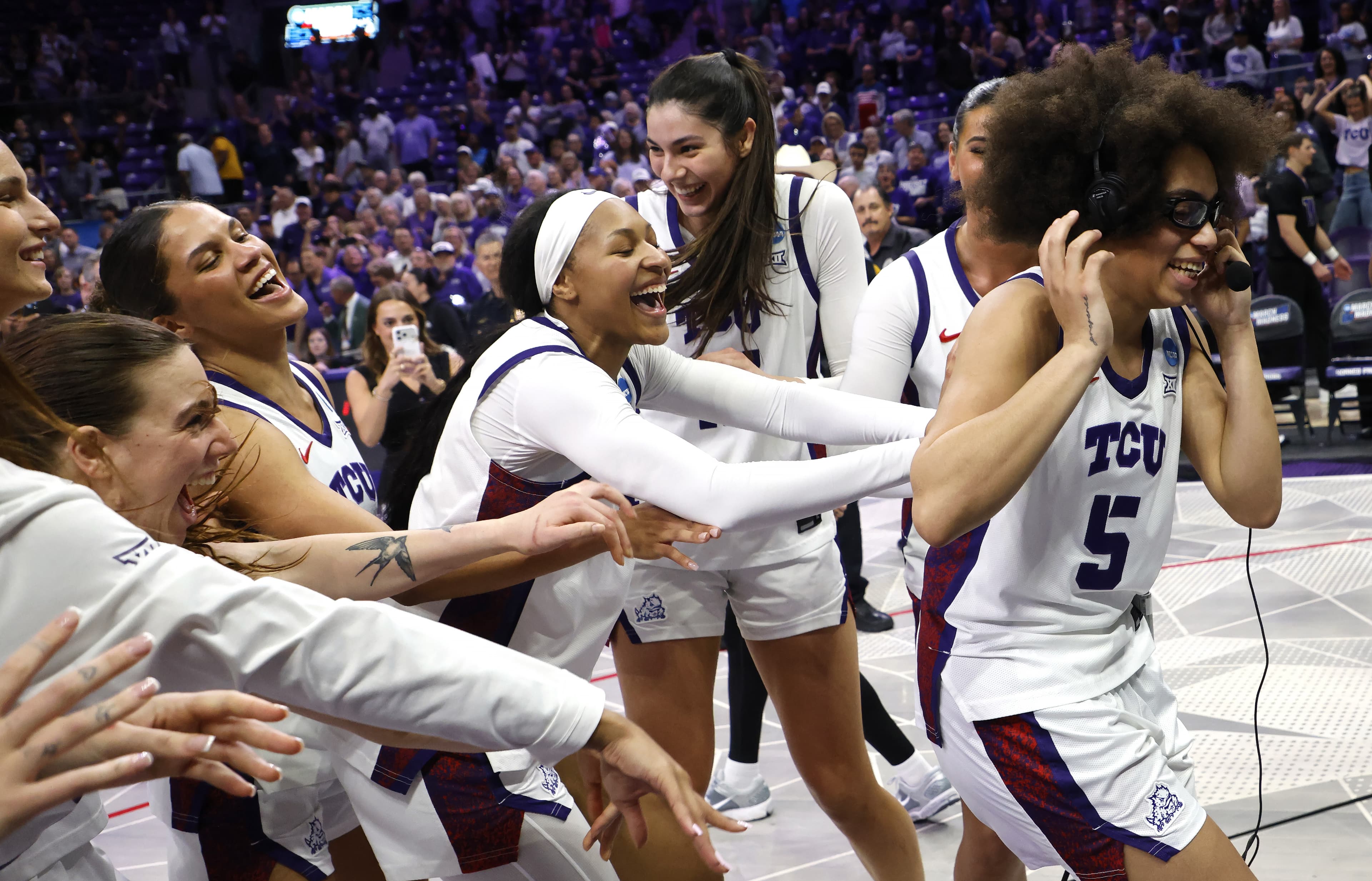 Women’s Basketball: TCU advances to second straight Sweet 16 with OT win over Washington