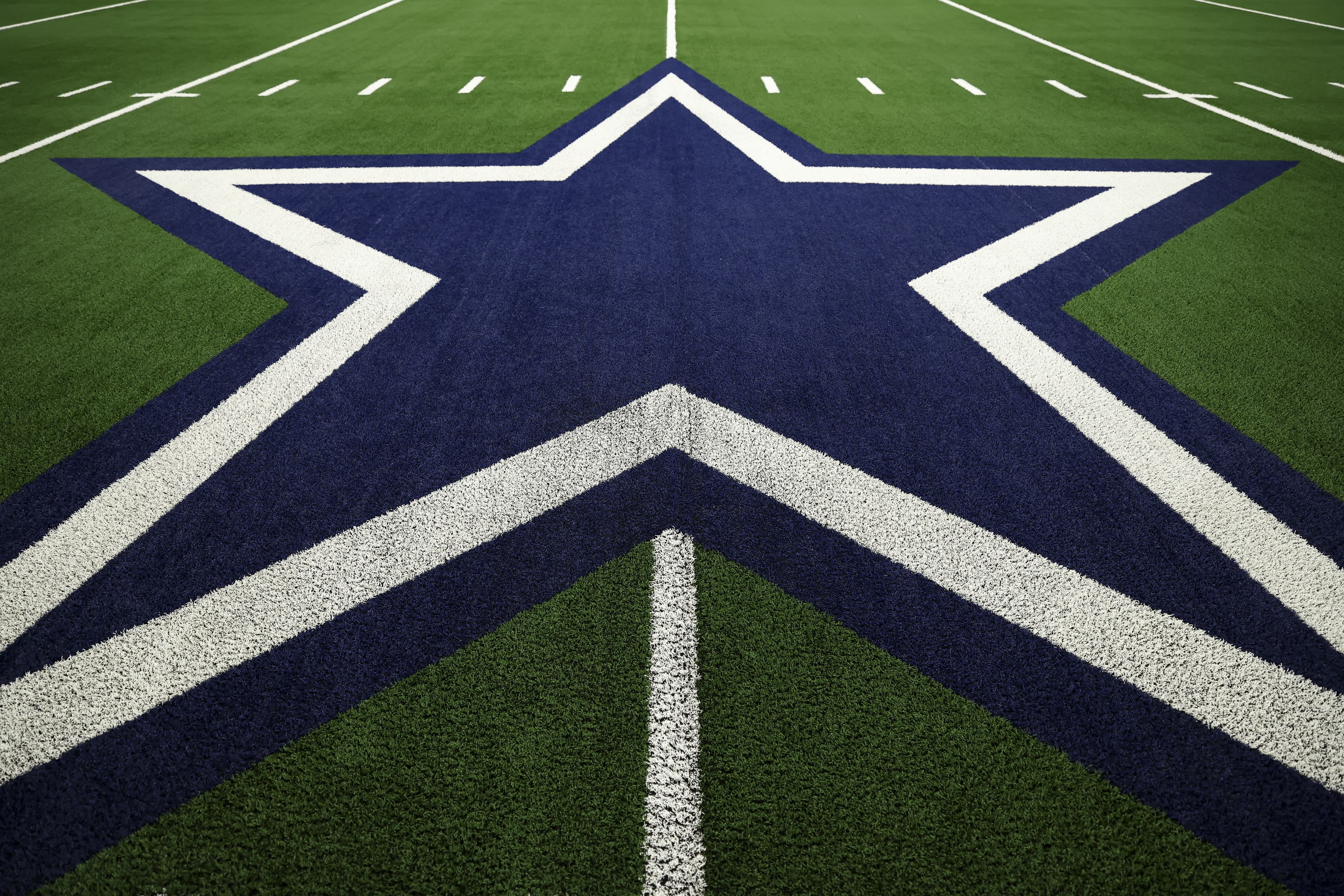 Tracking the Cowboys schedule release rumors