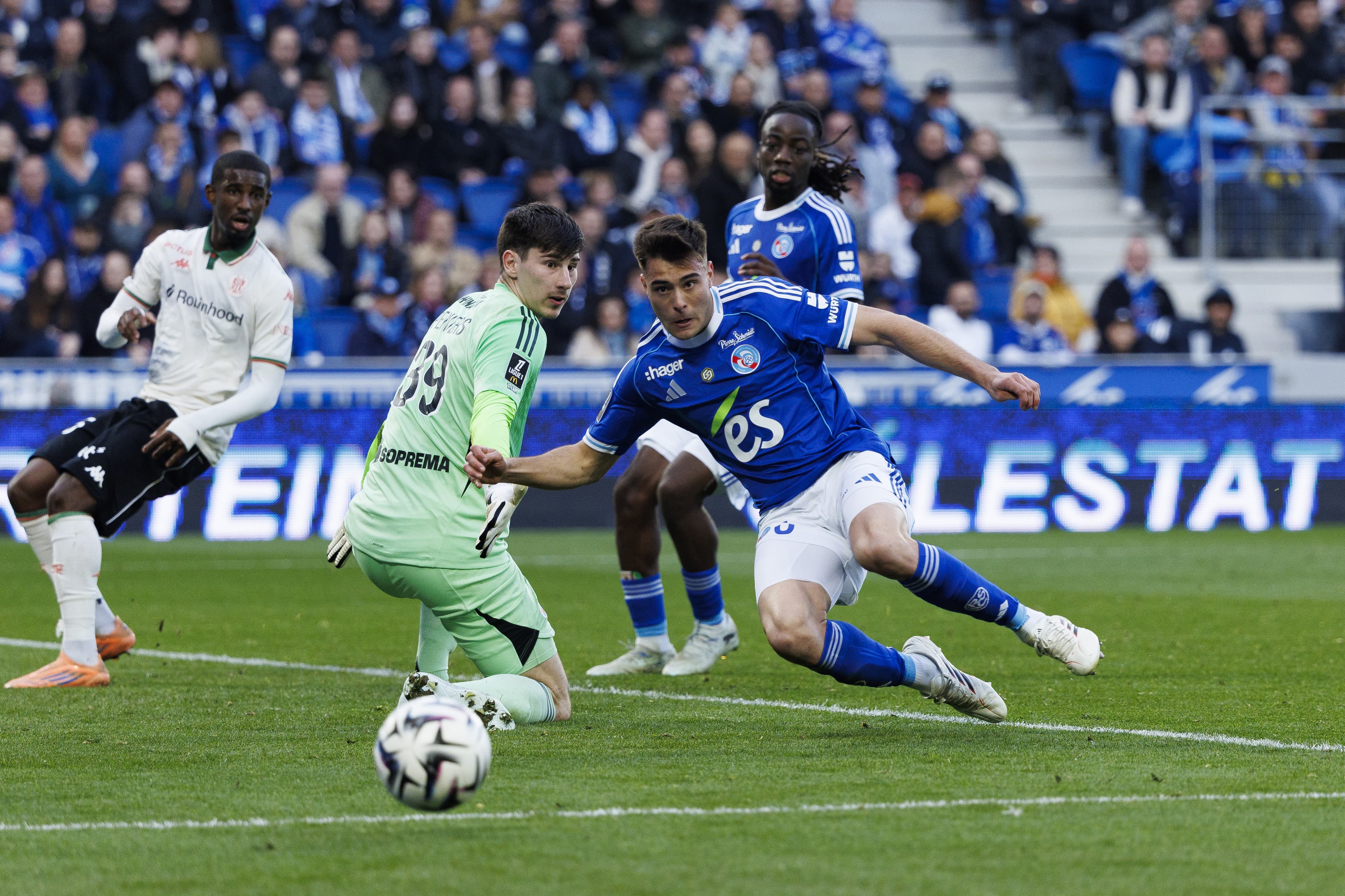 Aarón Anselmino suffers another hamstring injury