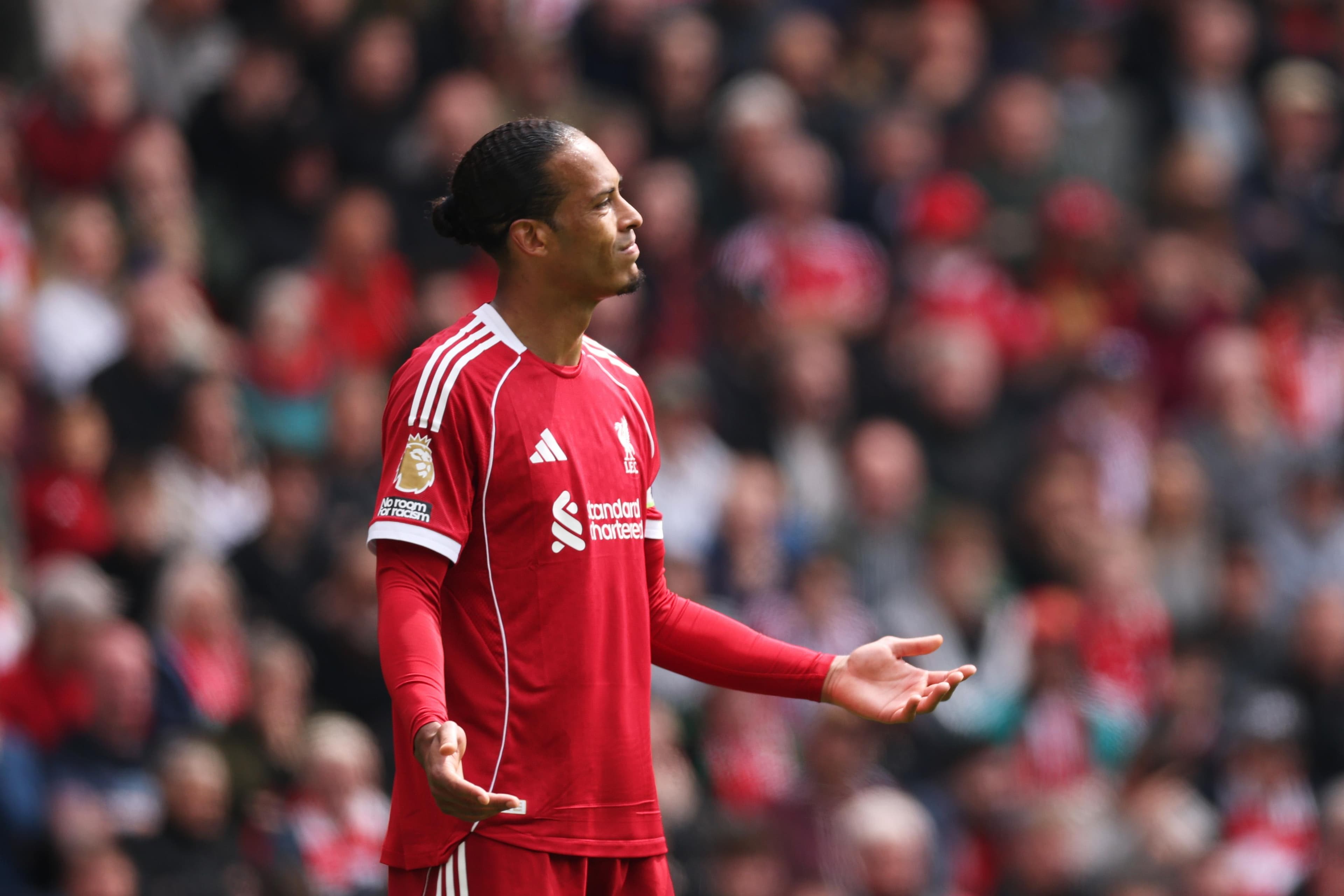 EPL GW-37 Pre-deadline Live Chat and Team News Updates