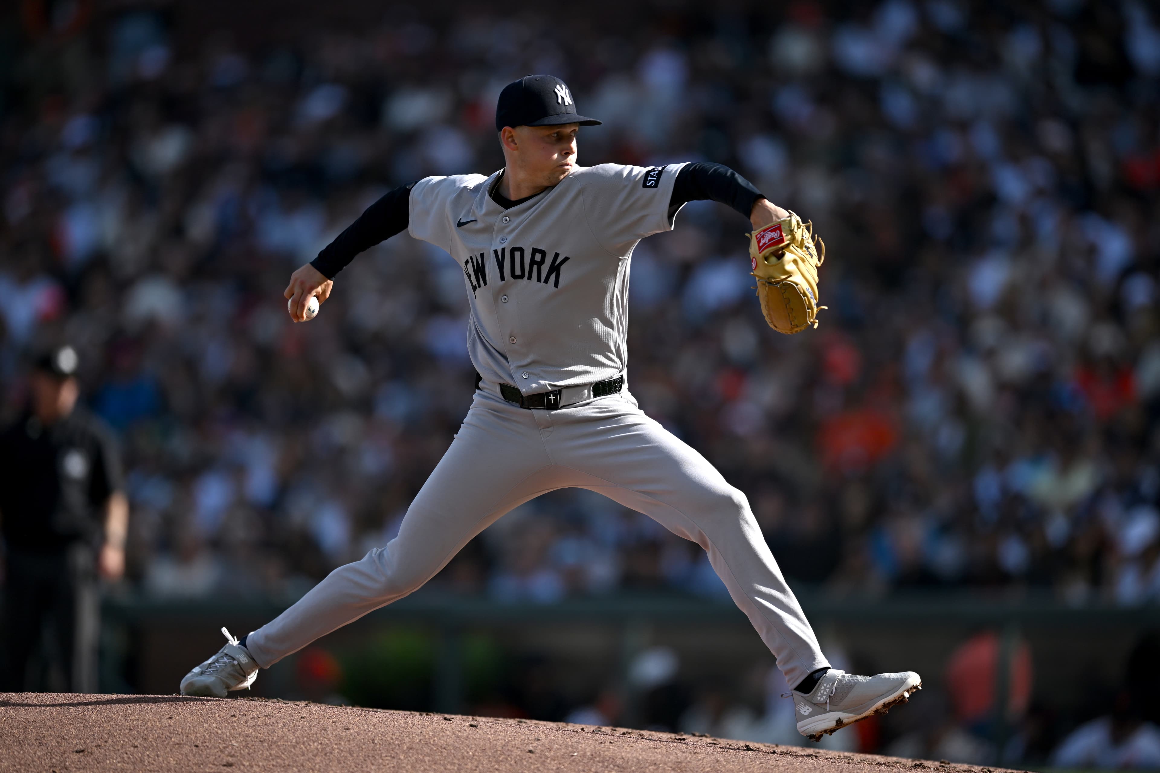 Warren and the bullpen strong as Yanks finish season-opening sweep