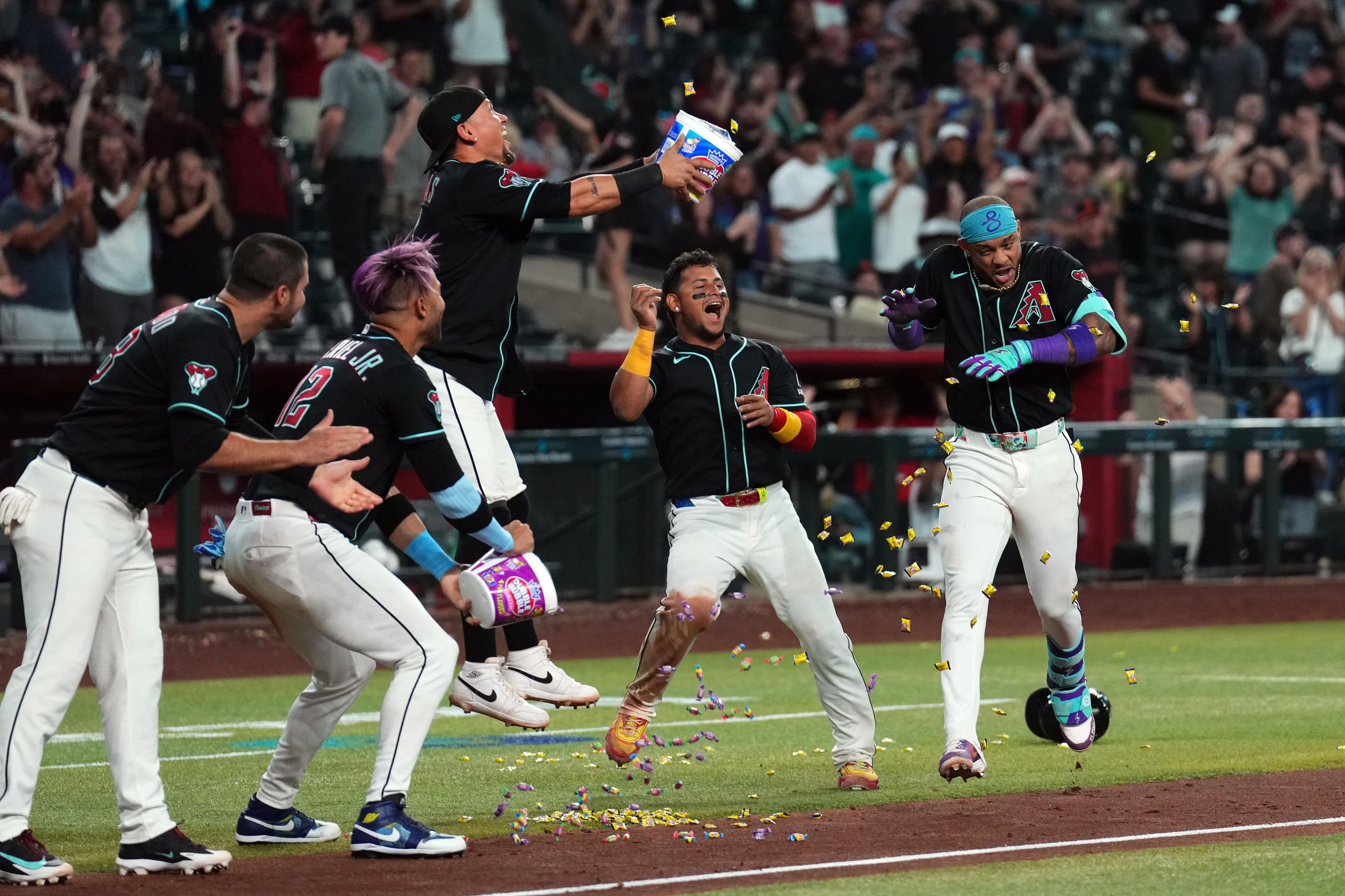 MARTE PARTAY!!!: Dbacks 5, Giants 3