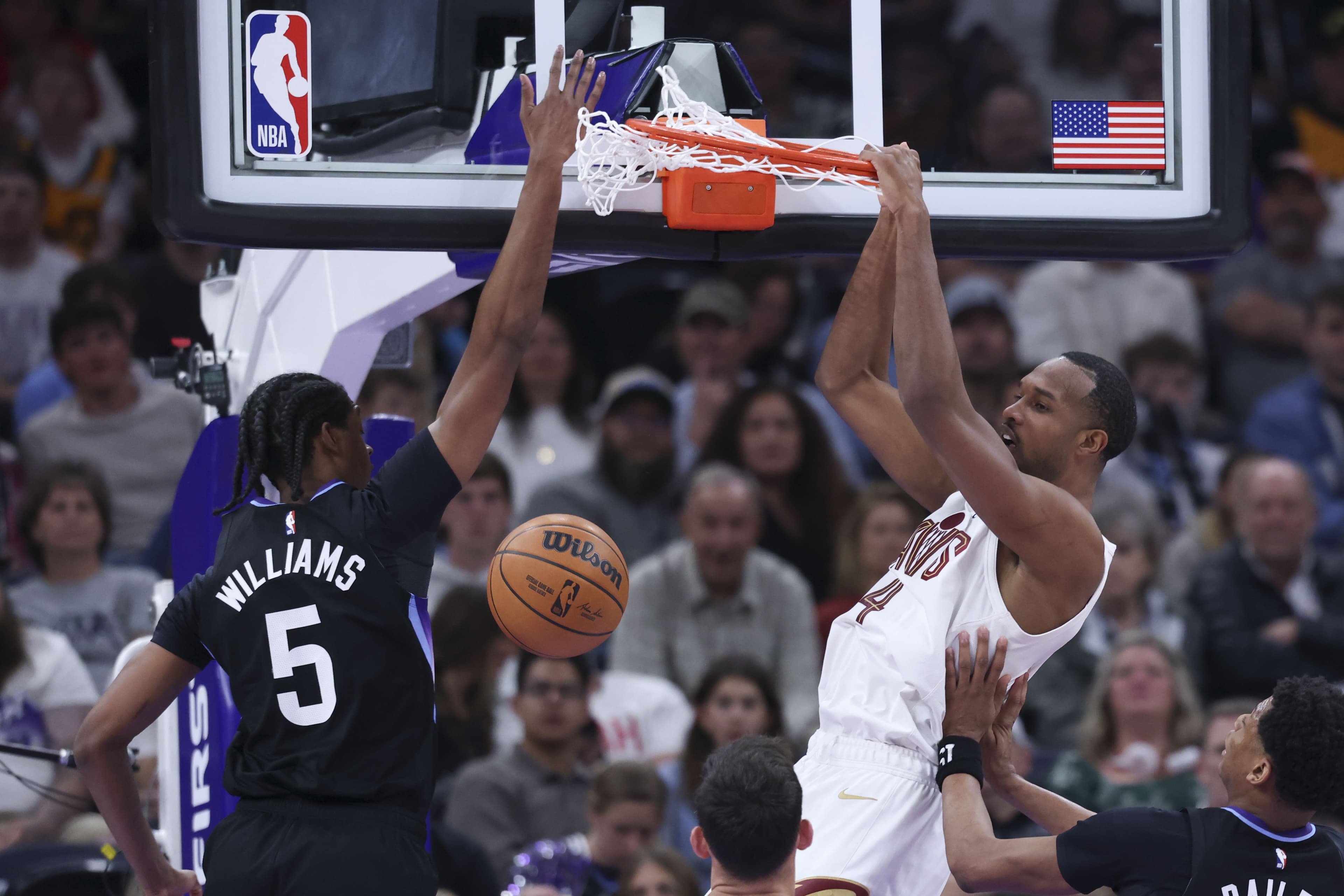 Cavs scrape past tanking Jazz 122-113