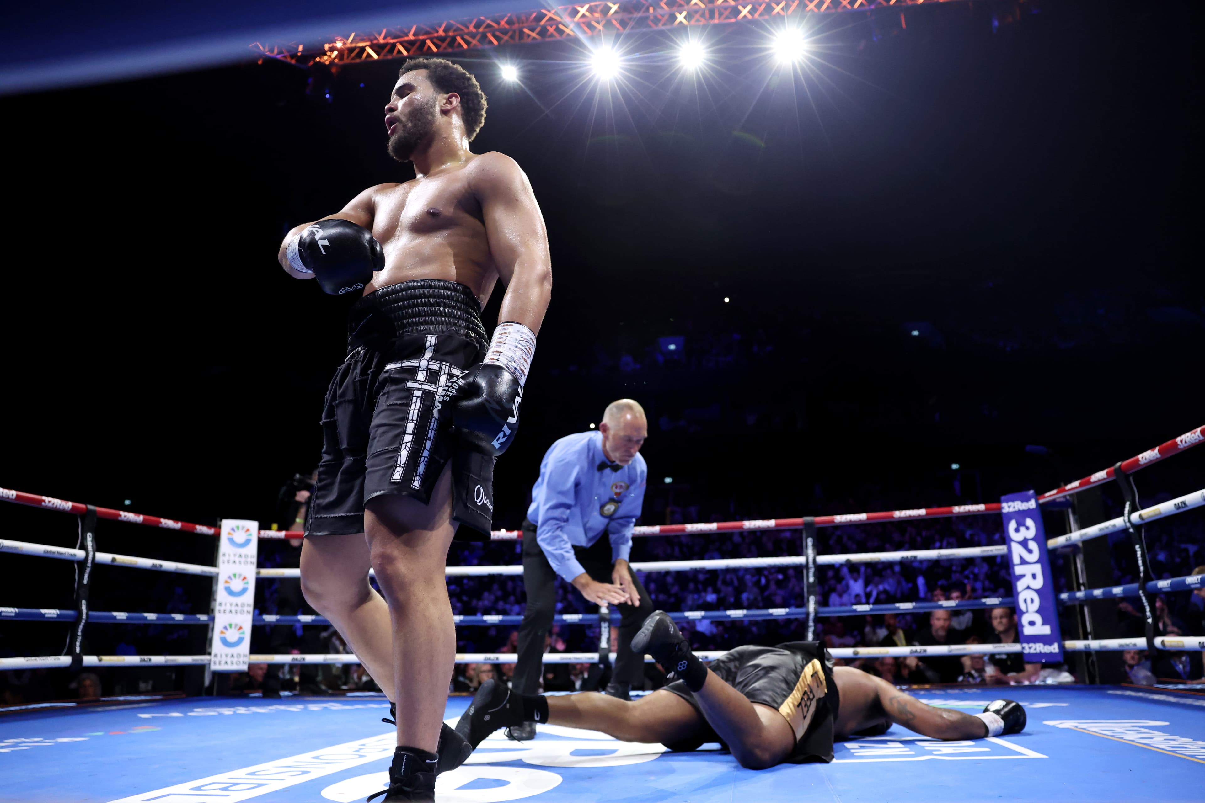 Highlights! Itauma Erases Franklin With Vicious Uppercut