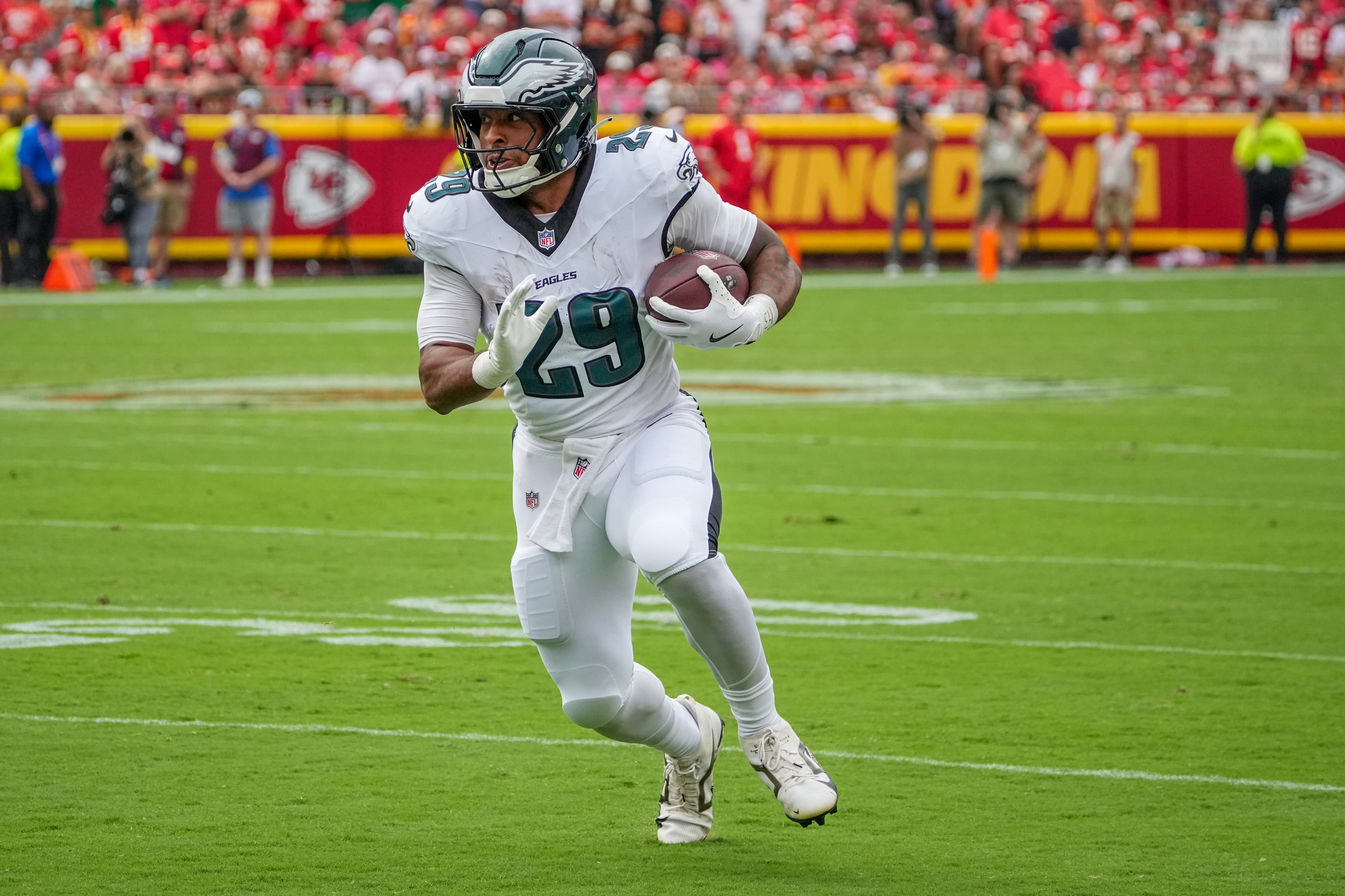 Panthers reportedly signing running back AJ Dillon