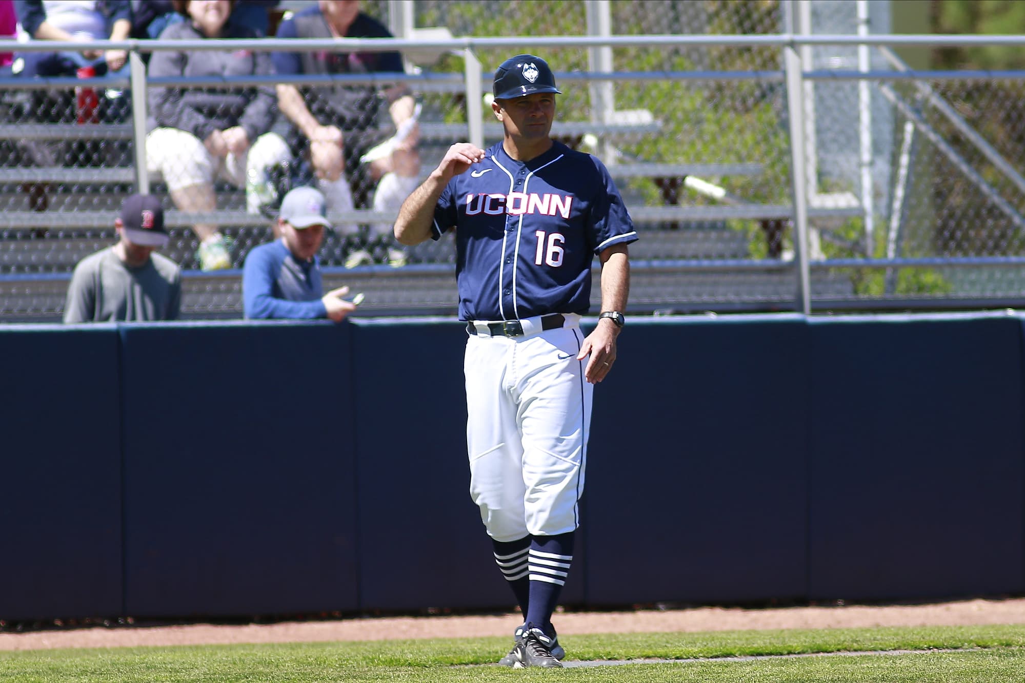 UConn baseball wins two in doubleheader out West
