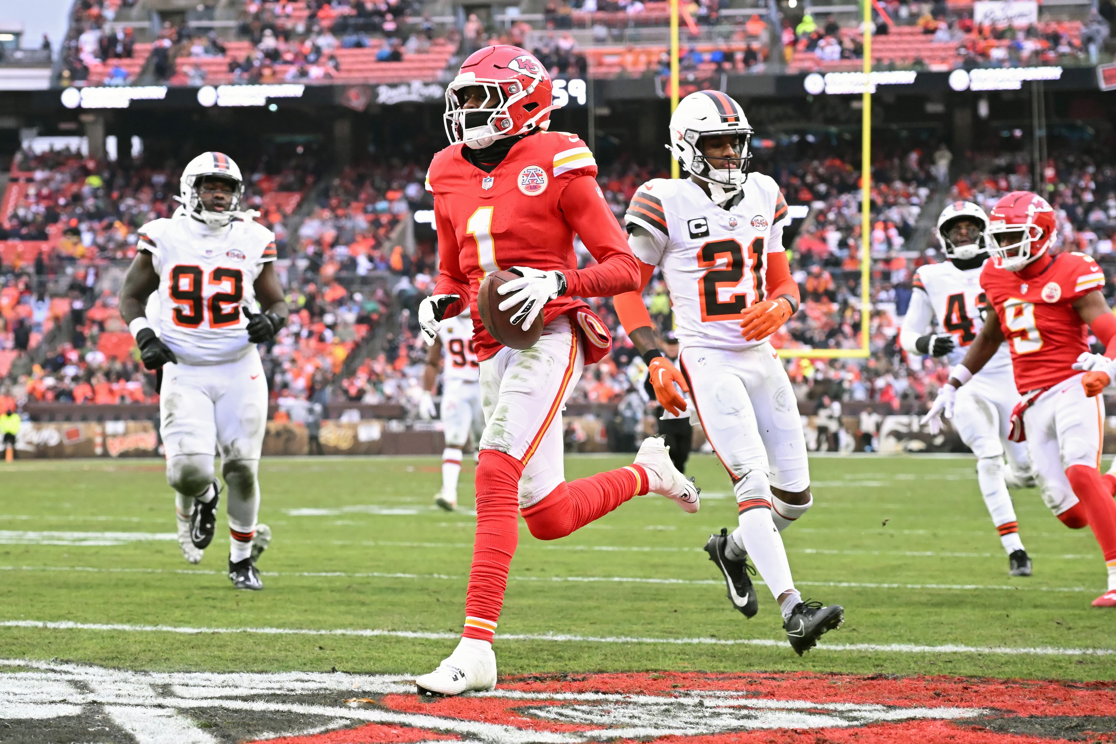 NFL draft rumors: Browns, Chiefs among 4 teams most involved in trade talks