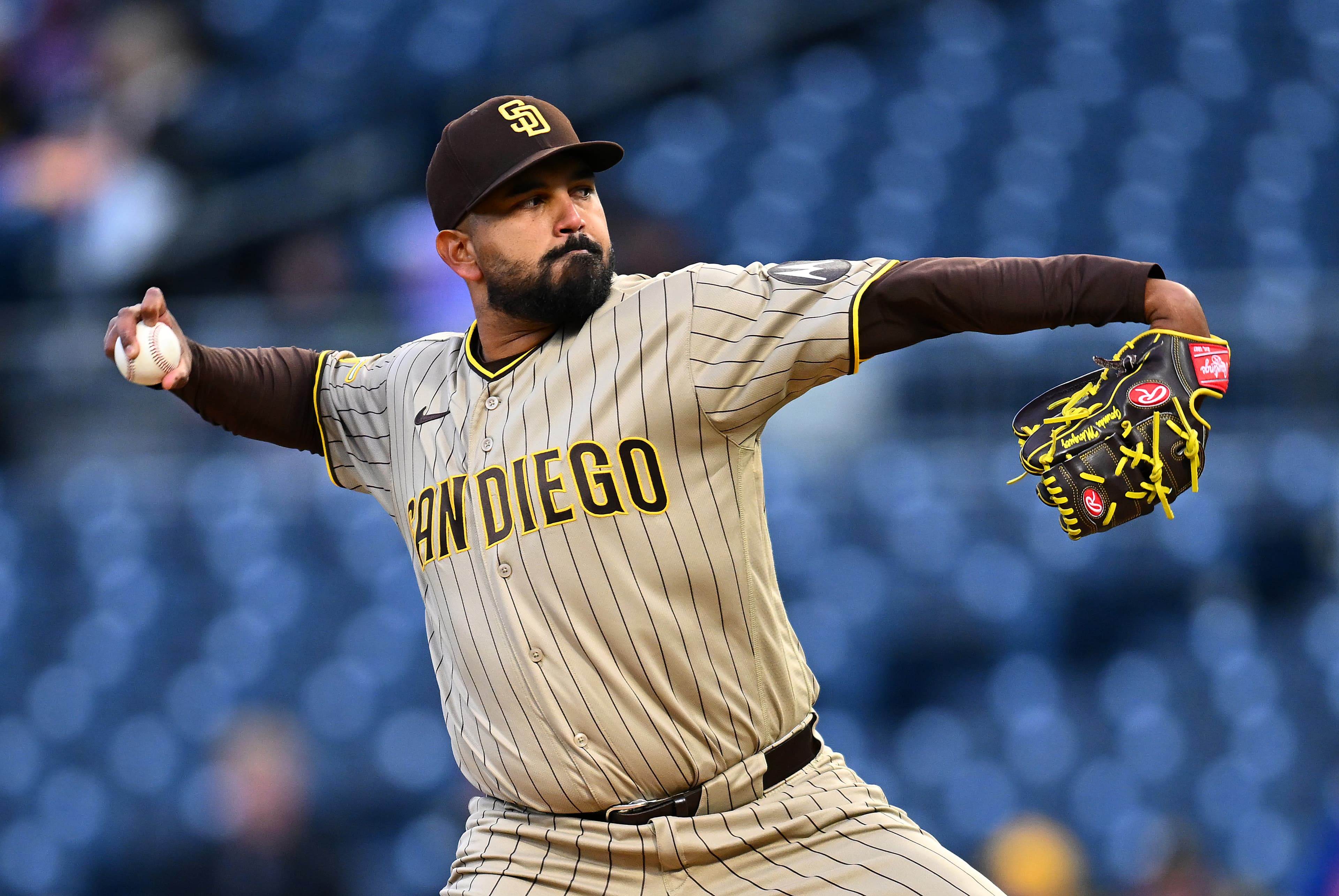 Padres claw back to .500 with shutout against Pirates