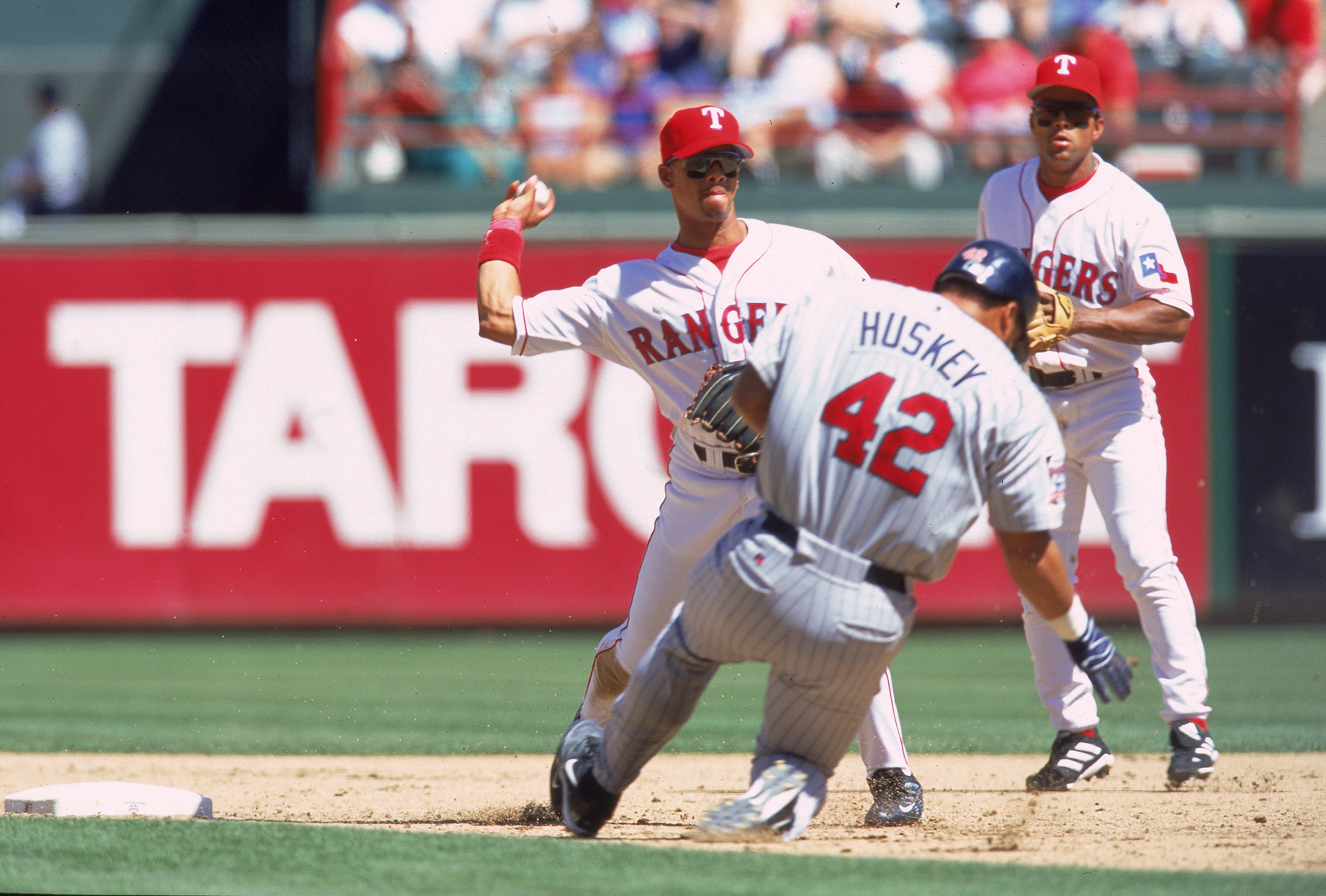 Minnesota Twins Slay Los Angeles Dodgers in Shocking 42-14 Smash!