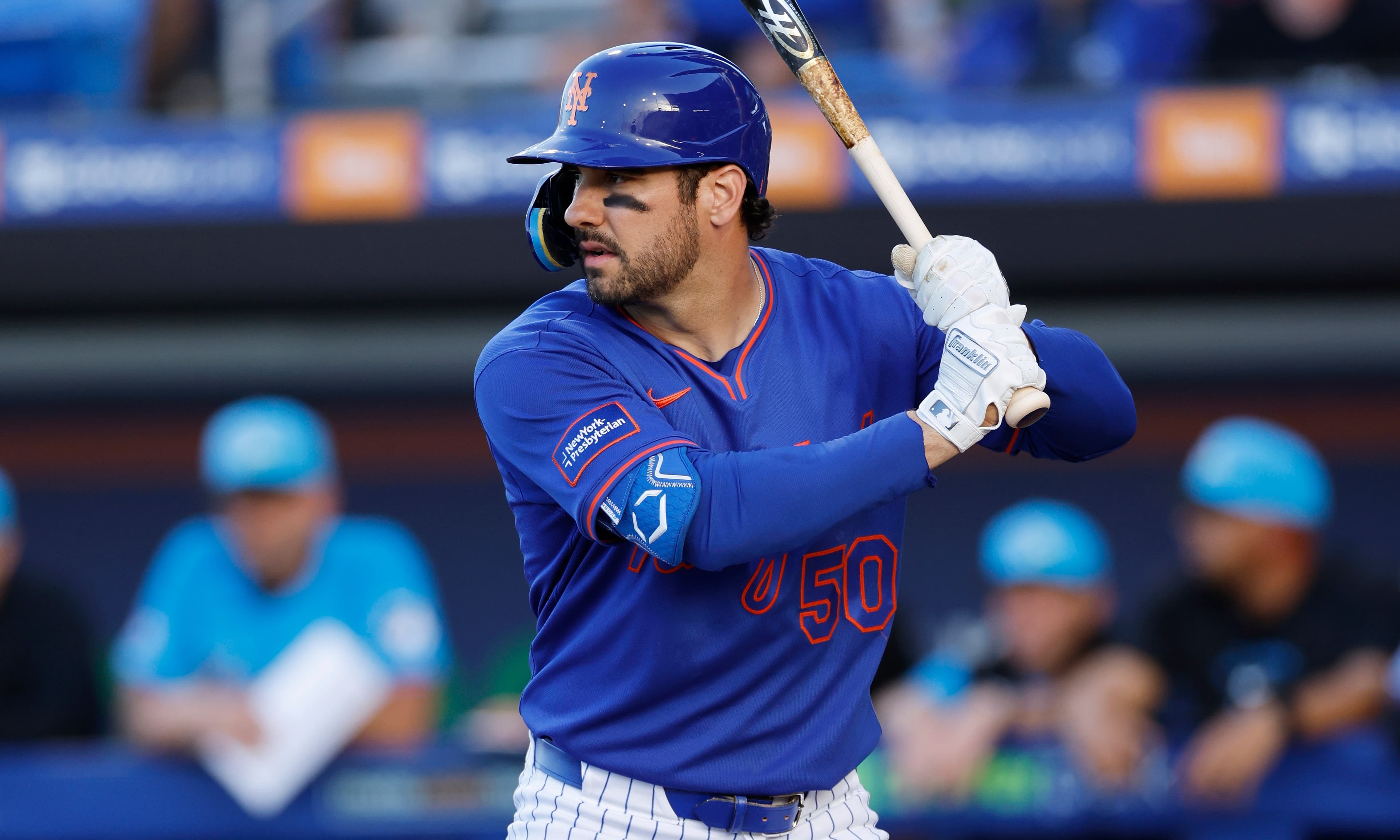 Mike Tauchman to undergo MRI for knee issue