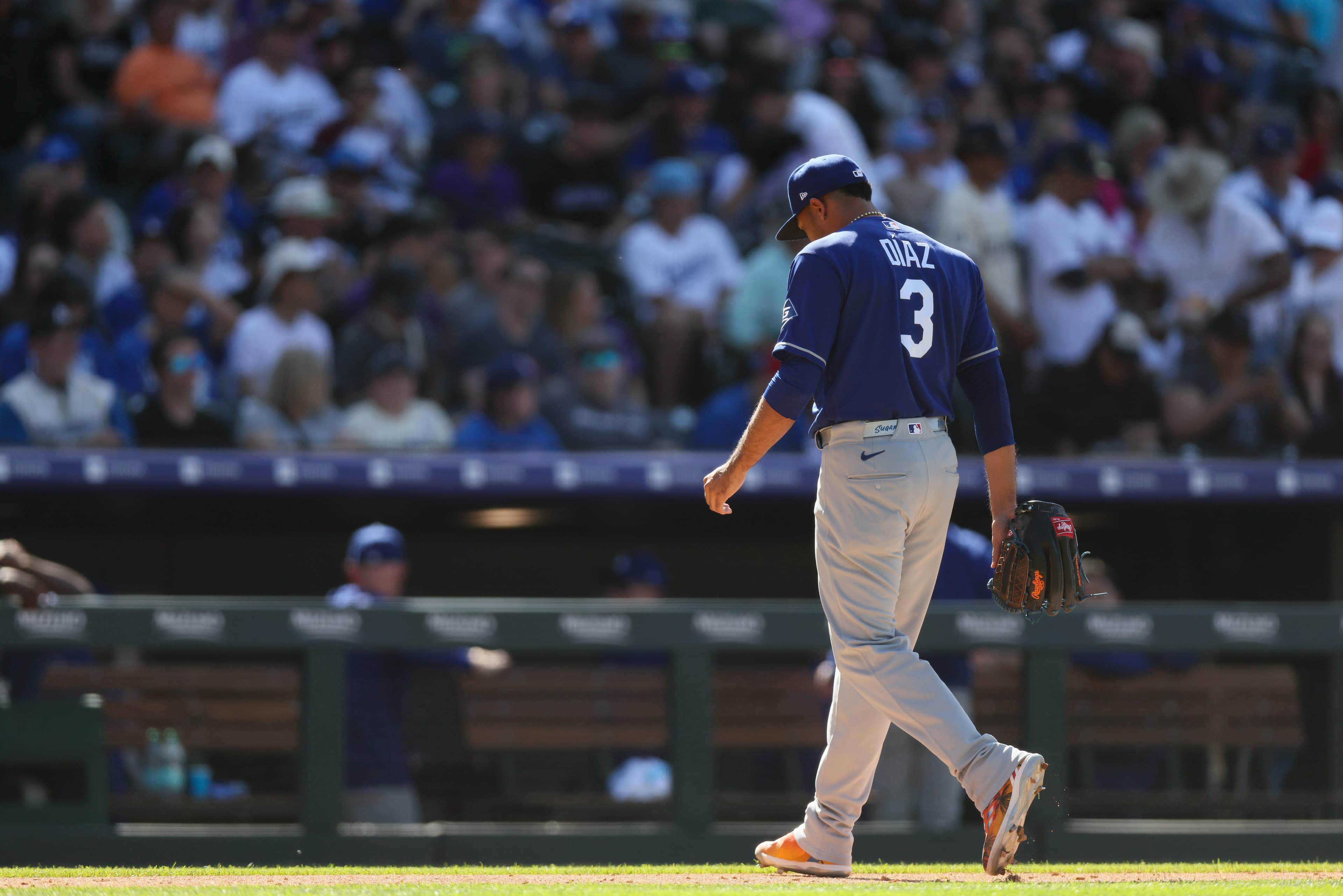 Edwin Díaz placed on injured list, will have elbow surgery Wednesday