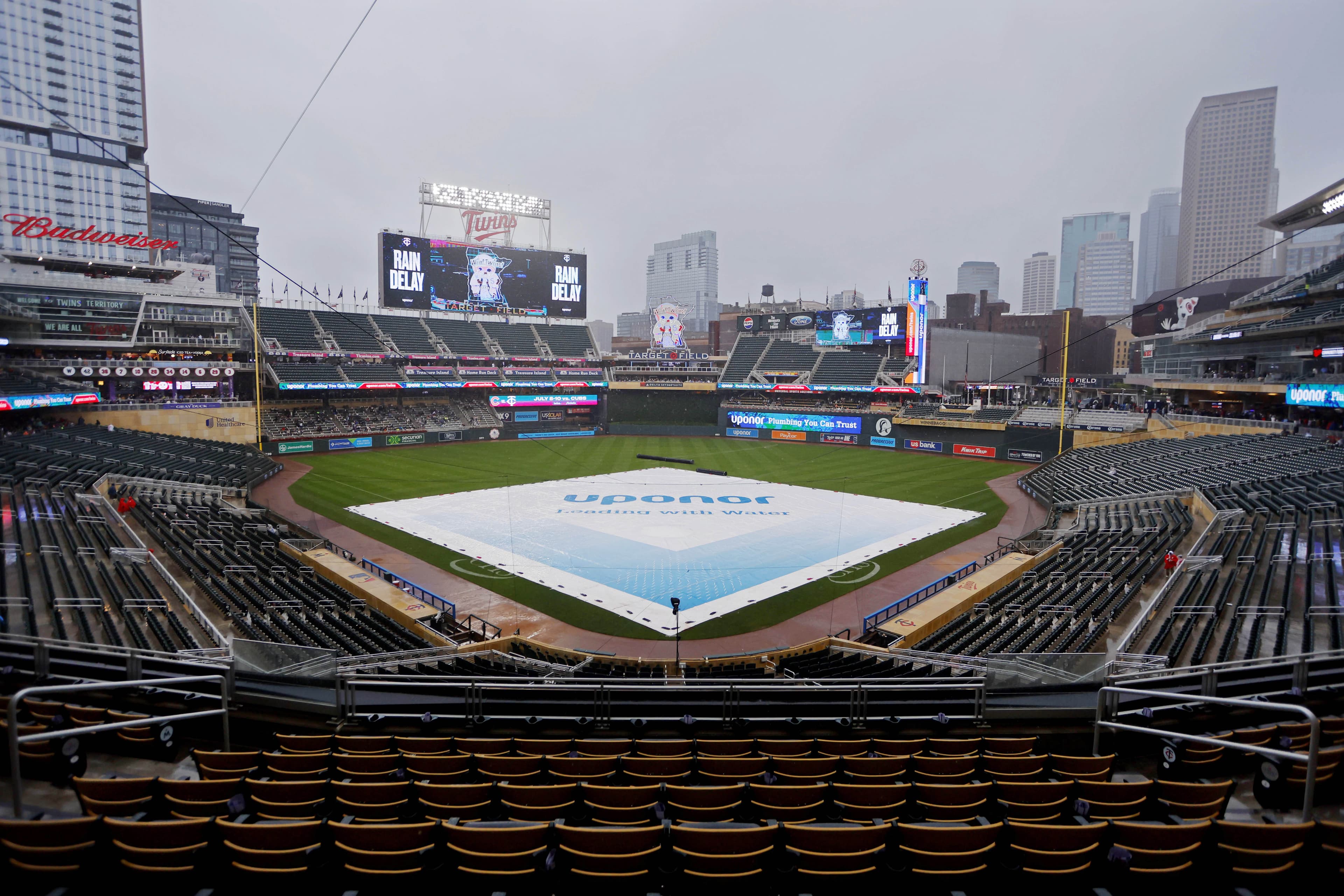 Mariners vs. Twins rain delay updates: Monday, April 27