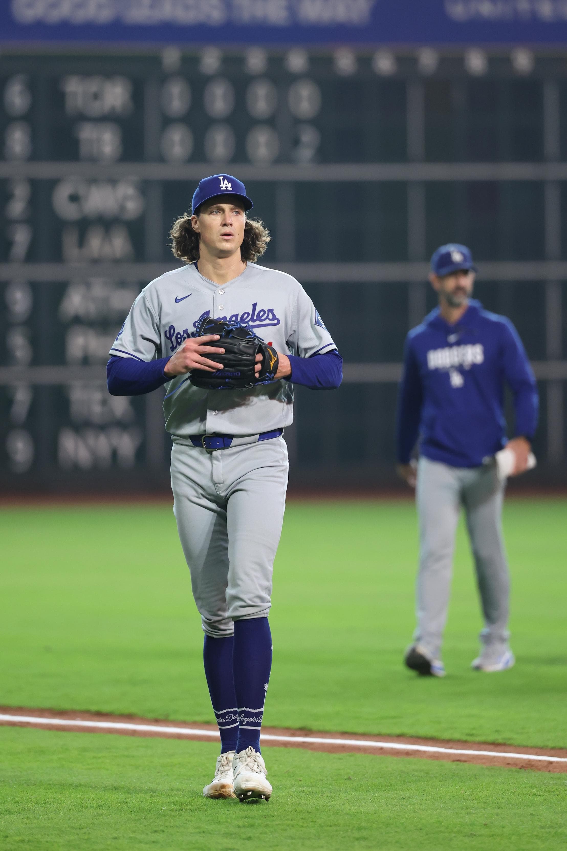Tyler Glasnow placed on injured list with back spasms
