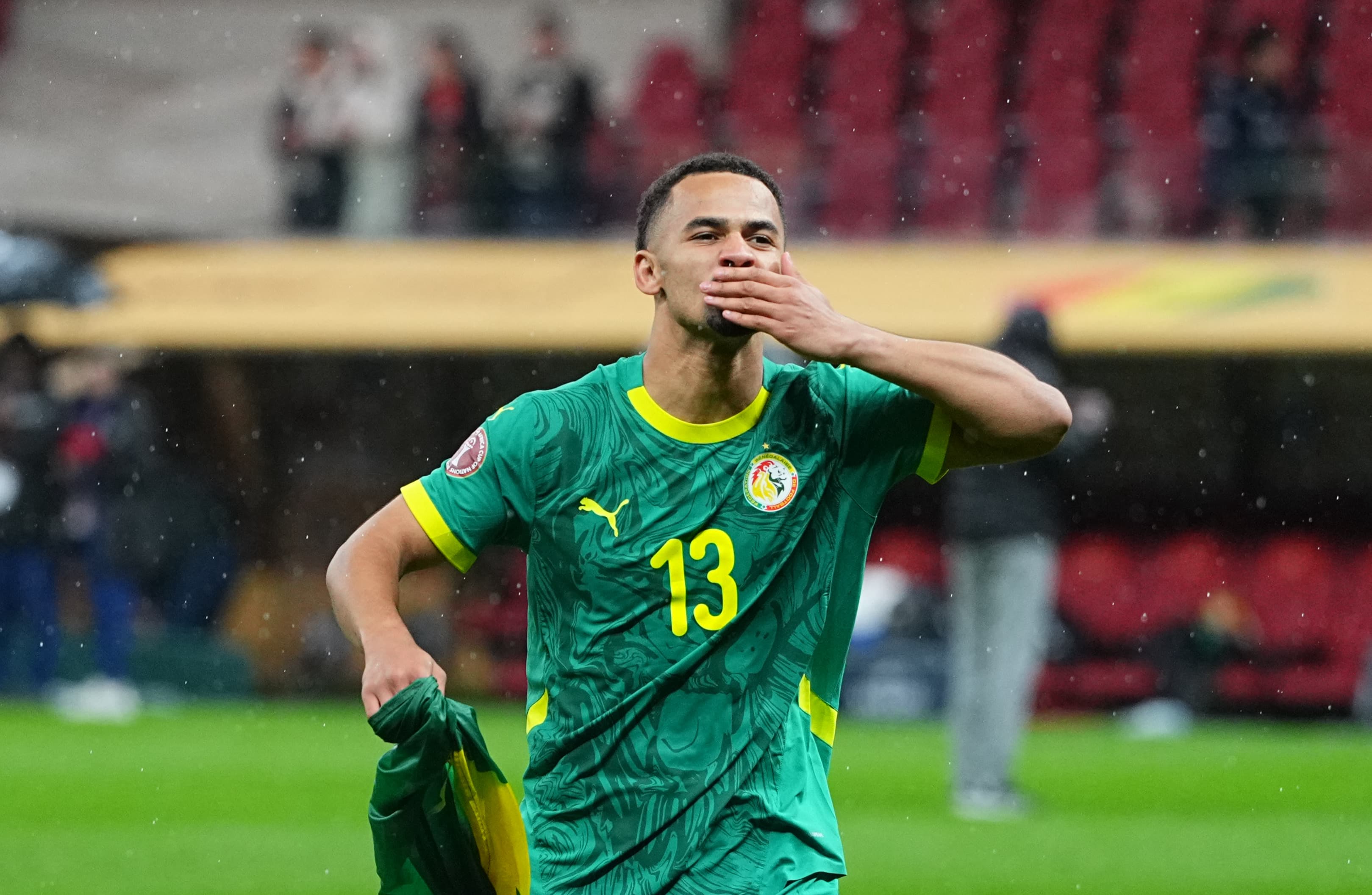 Monday’s Everton News: Garner backed, potential shirt sponsor, Rohl reflects